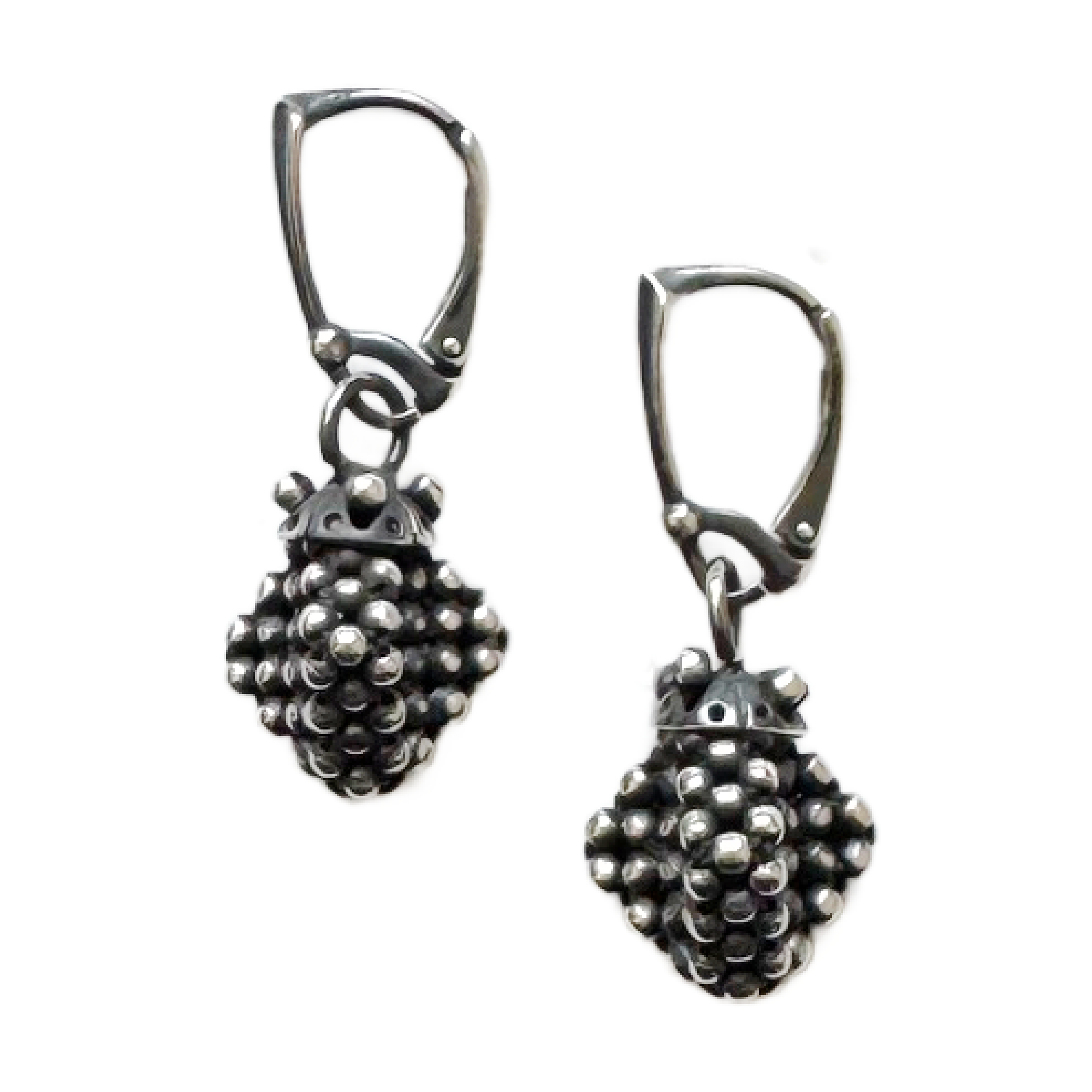 Tiny Sterling Kite Earrings Image 1.png