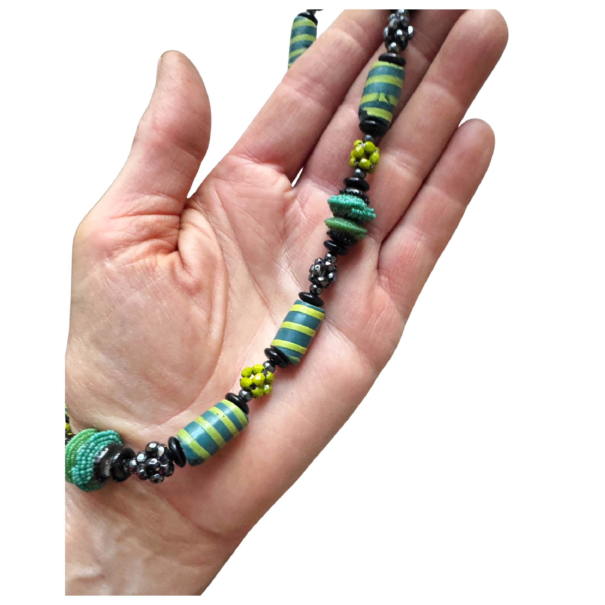 Green Bumblebee Necklace Image 8.png