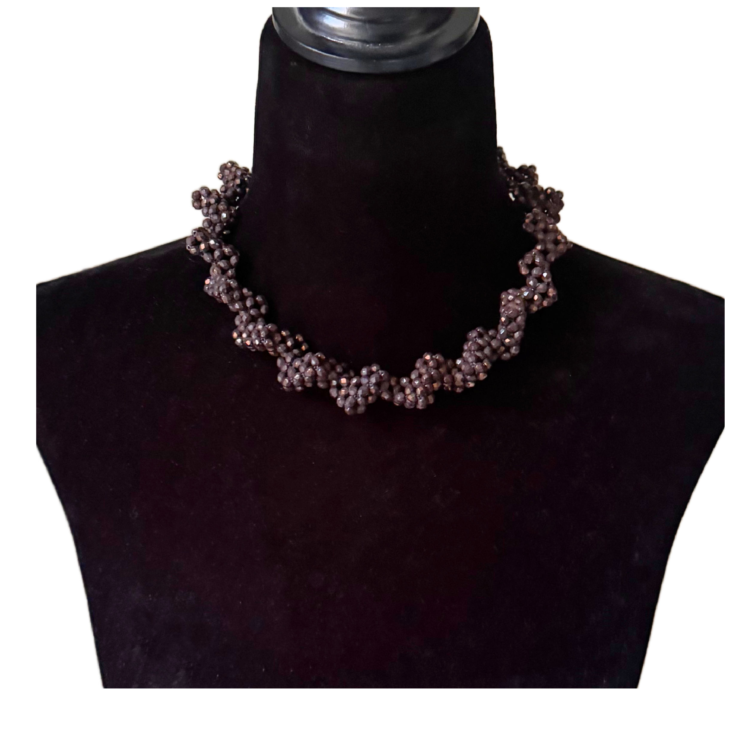 Coppery Mahagony Zig Zag Necklace on Model.png