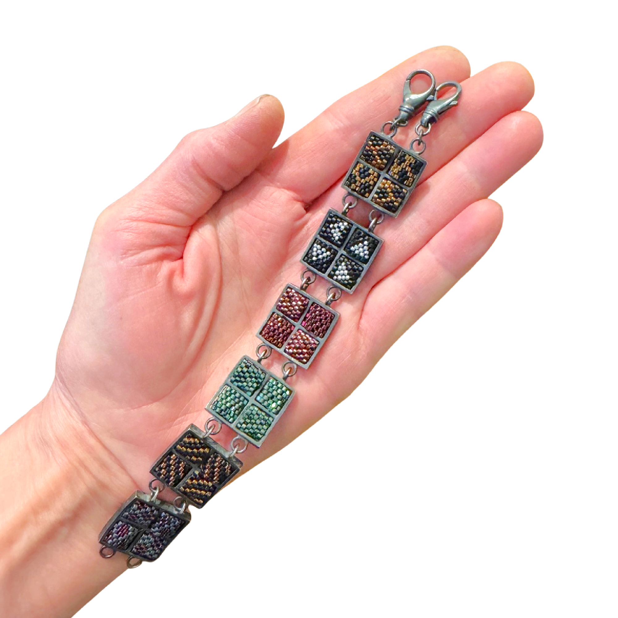 Confetti Bracelet Image 6 e.png