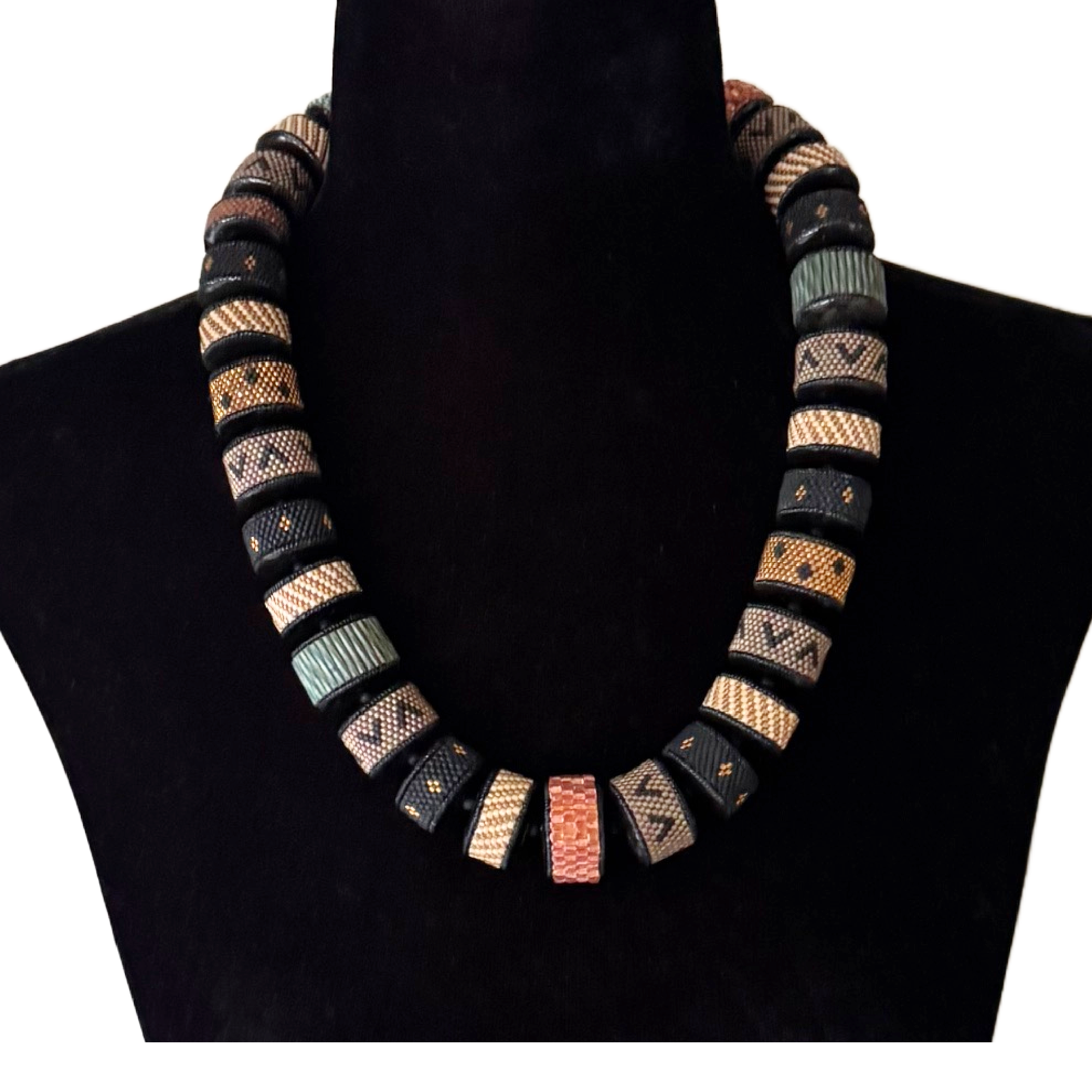 Vintage Beaded Bead Necklace in Soft Neutrals Image 1.png