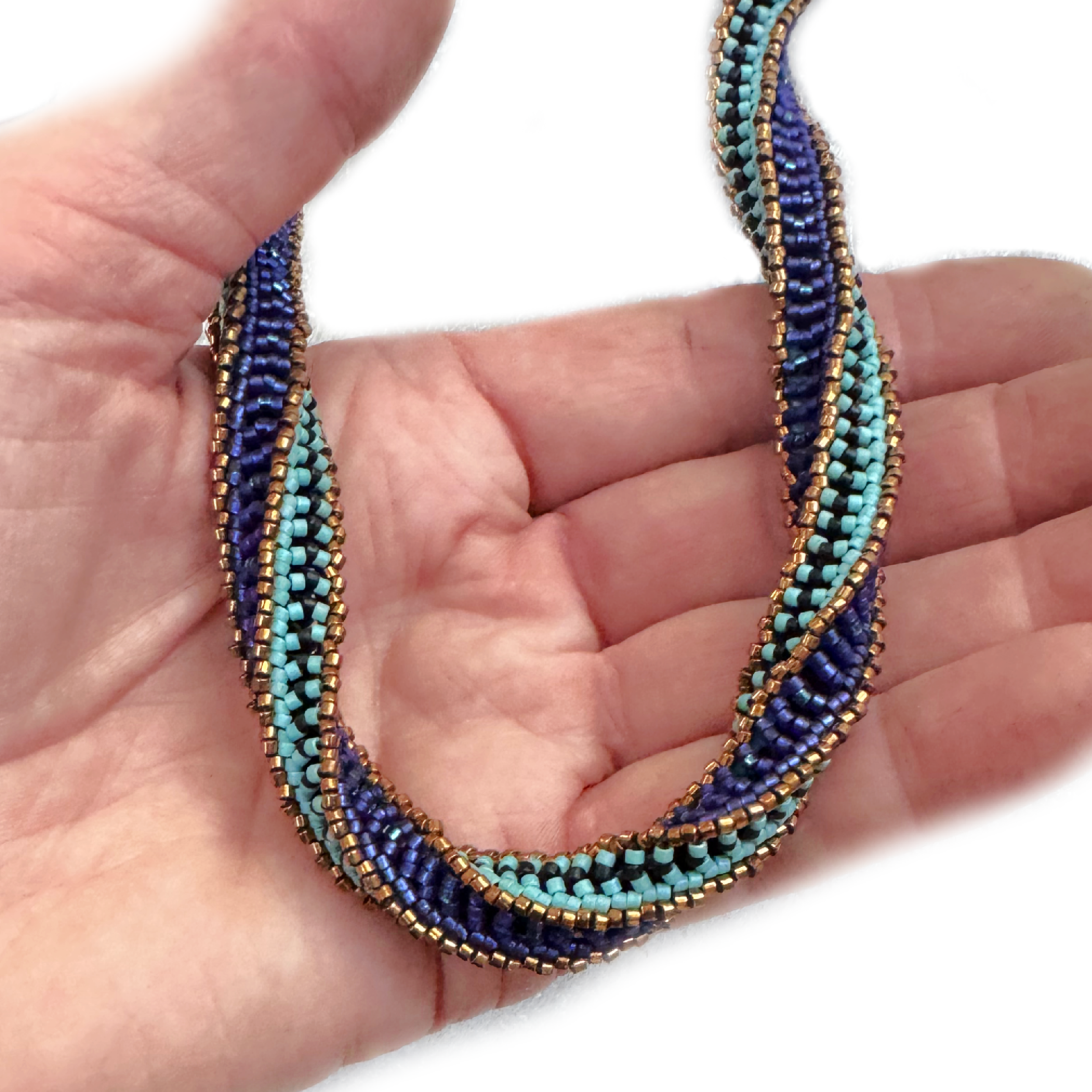 Azure Lattice Rope Necklace Image 3.png