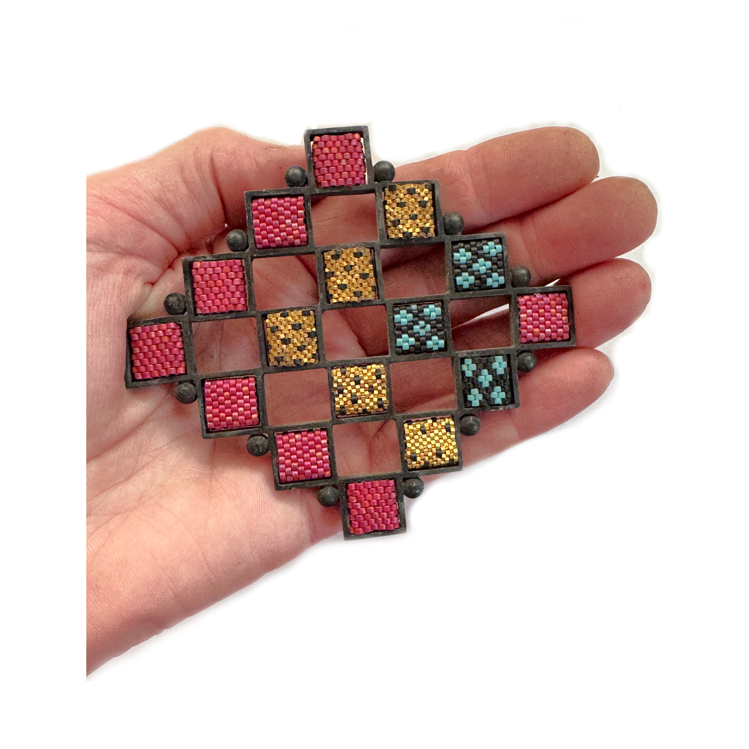 Red Lattice Brooch Image 2.png
