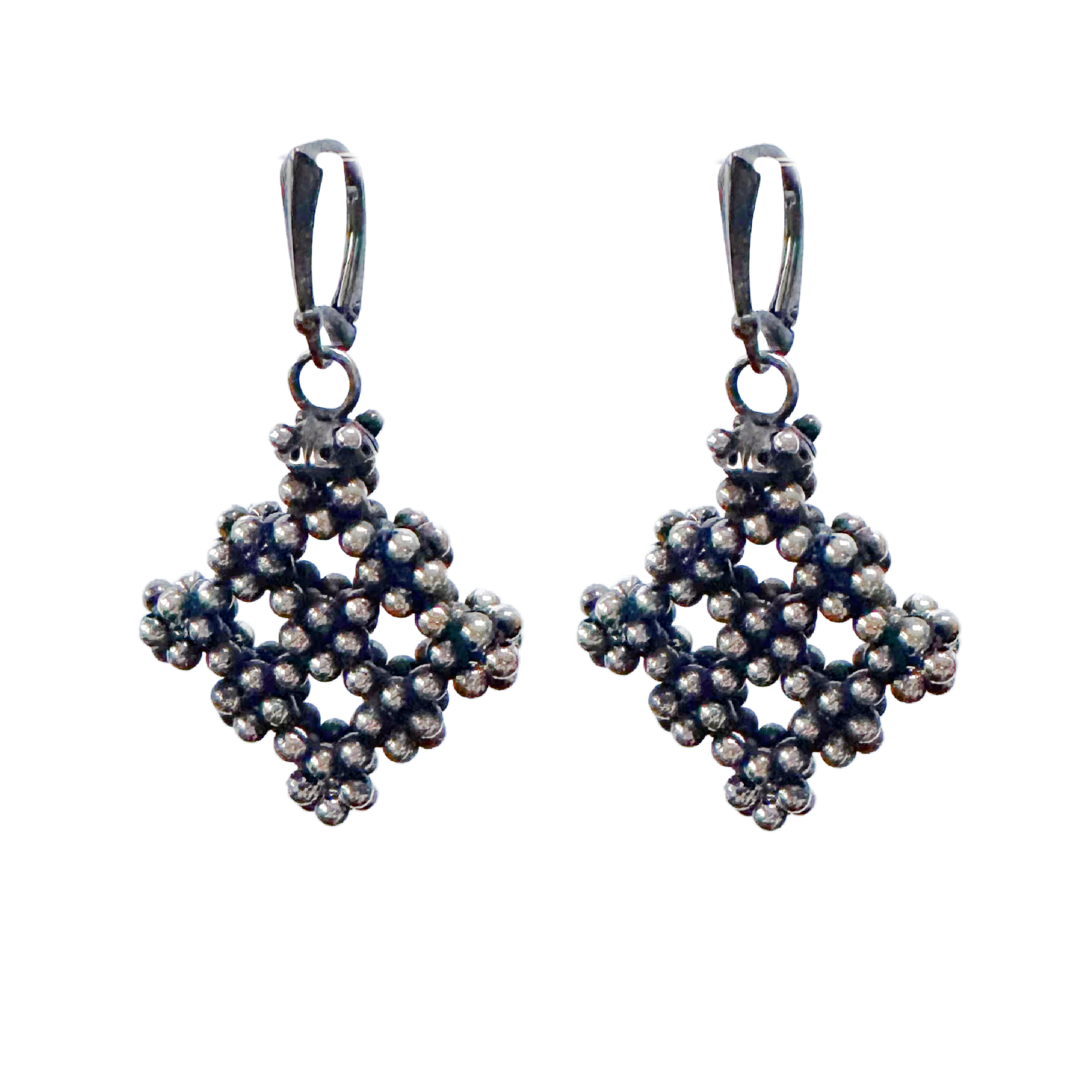 Medium Sterling Lattice Earrings Image 1.png
