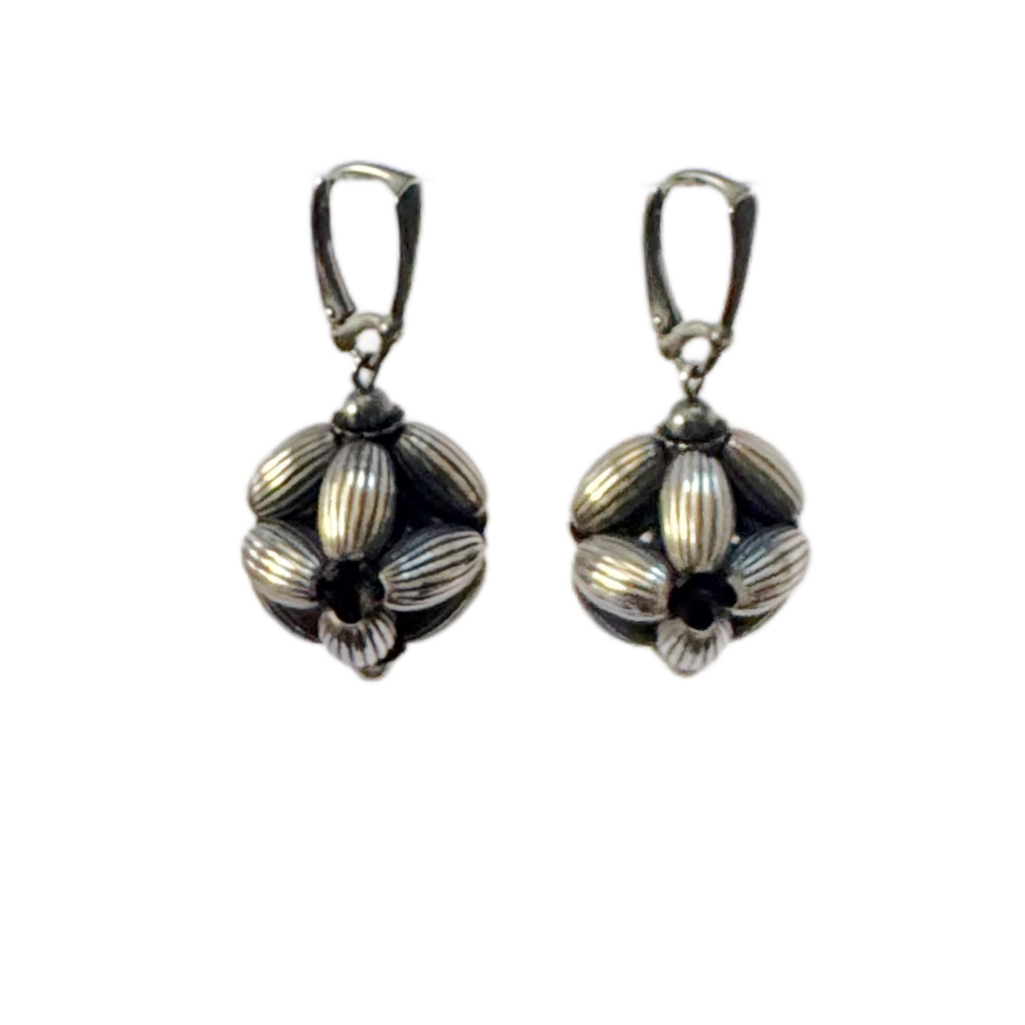 Fluted Sterling Octahedron Earrings Image 1.png