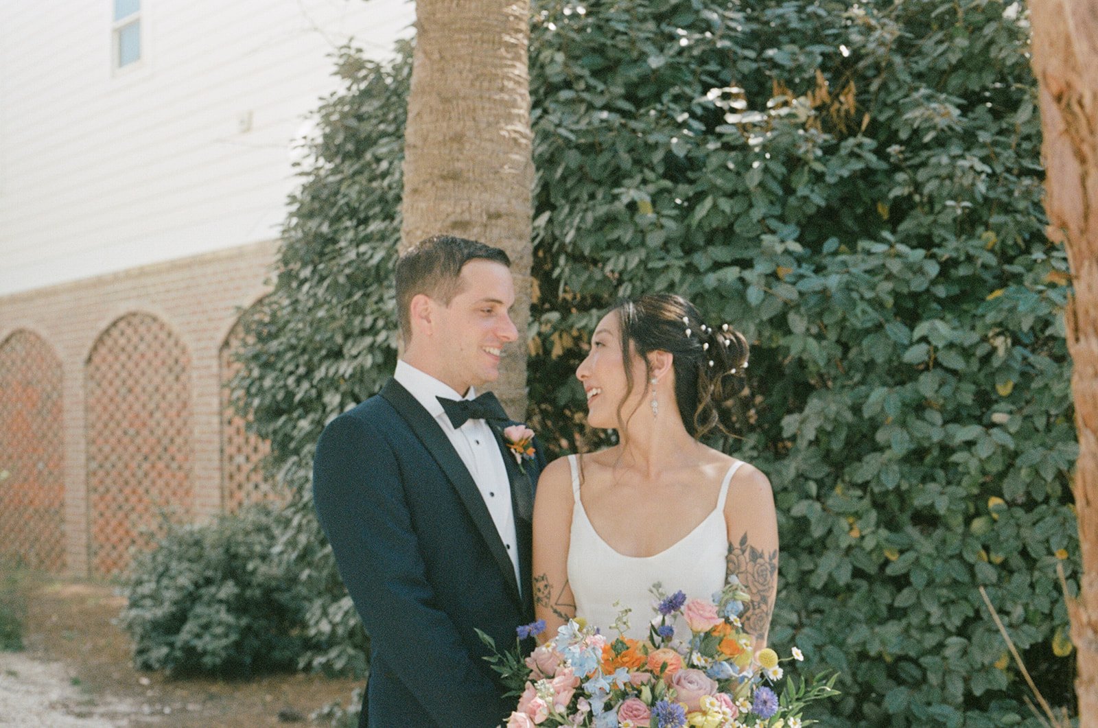 sarah-jason-ocean-isle-beach-north-carolina-wedding-photography-0359.jpg