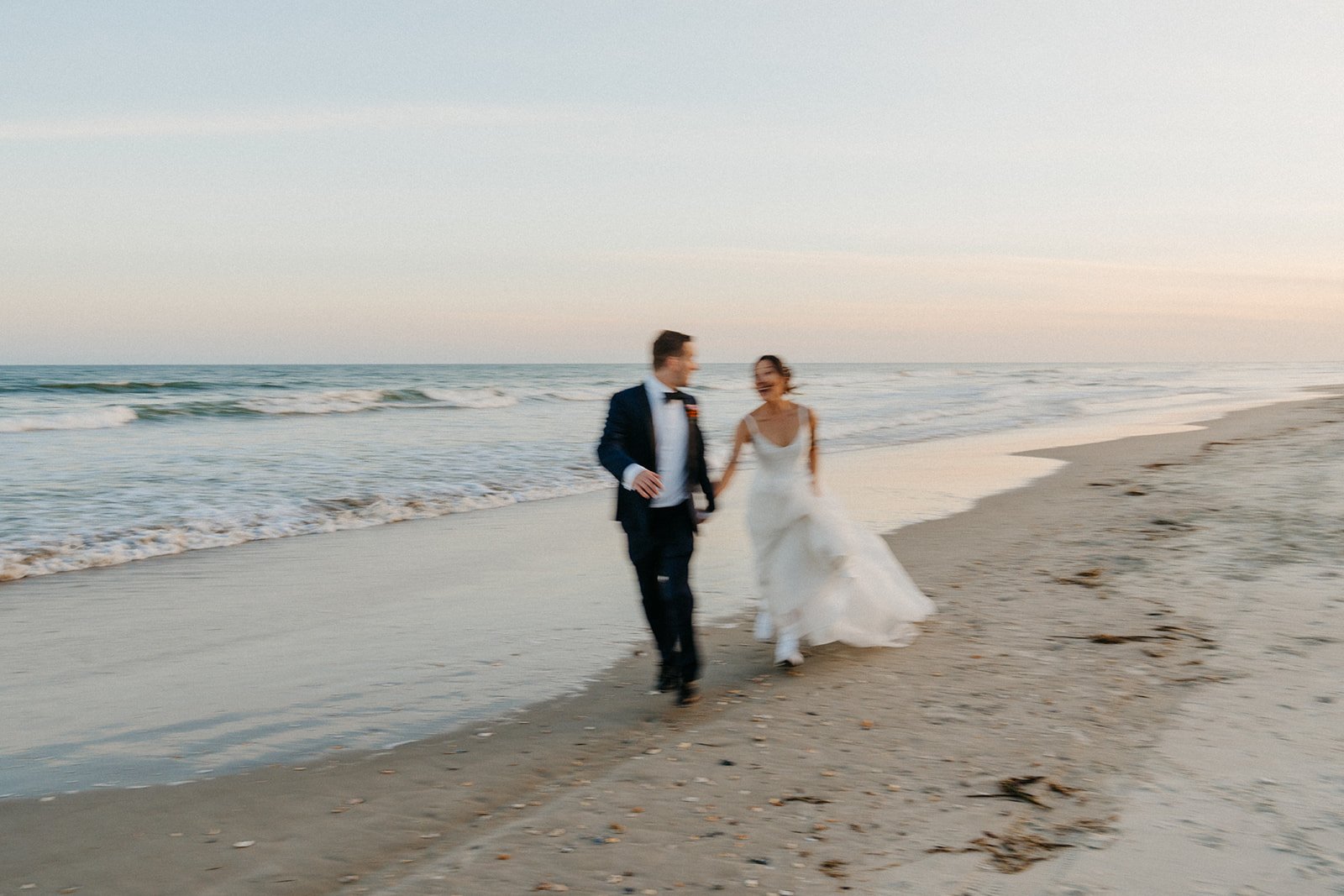 sarah-jason-ocean-isle-beach-north-carolina-wedding-photography-0454.jpg