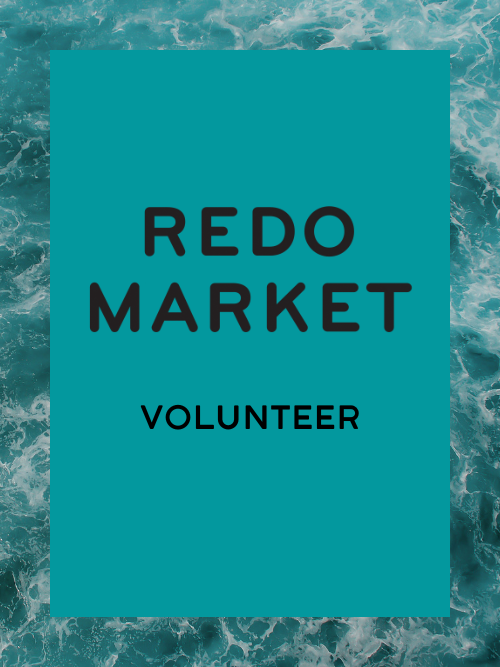 Blue square with text "Redo Market Volunteer" on water background.