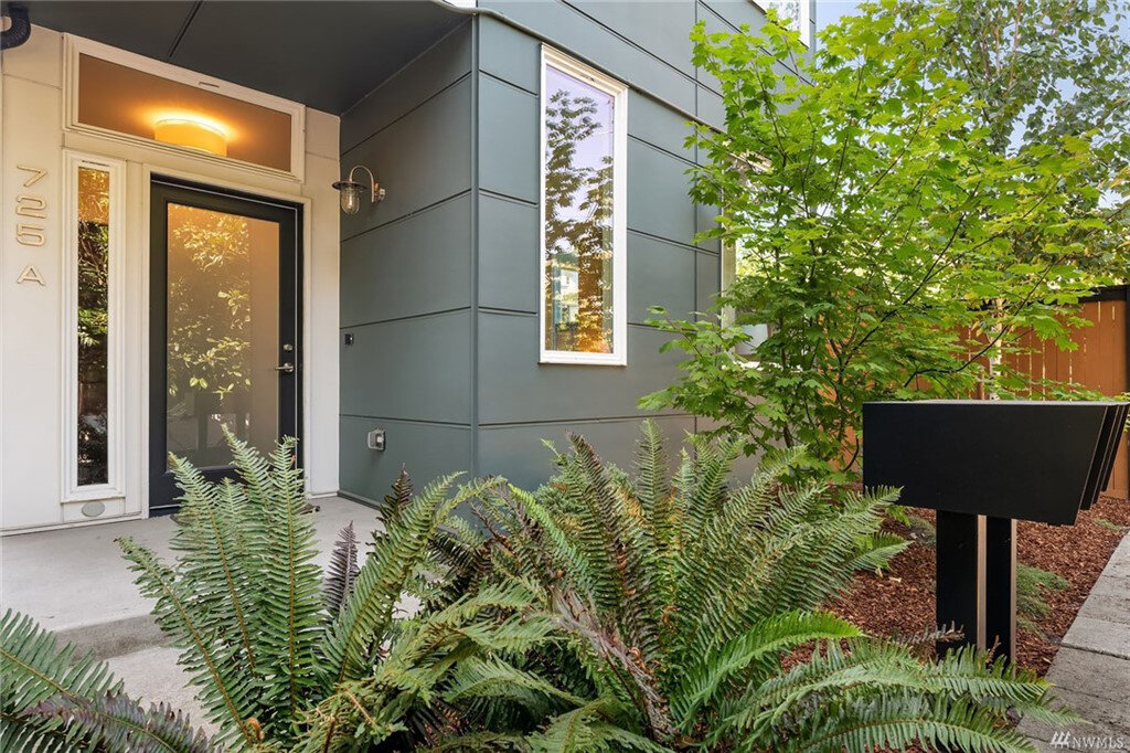 725 17th Ave #A Seattle | $1,075,000