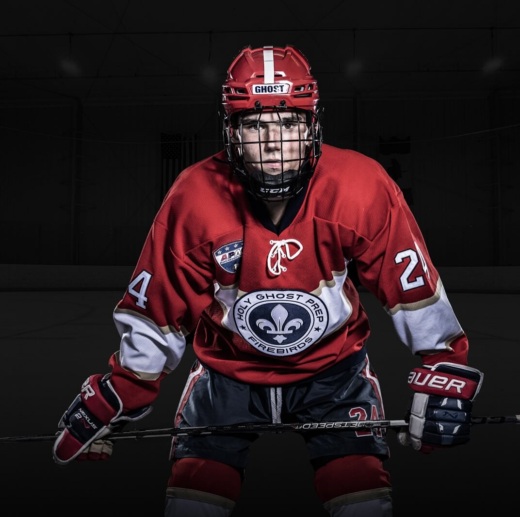 Holy Ghost Prep Ice Hockey 2023 

#icehockey #highschoolicehockey #canon #westcottlighting #sportportrait #ocf