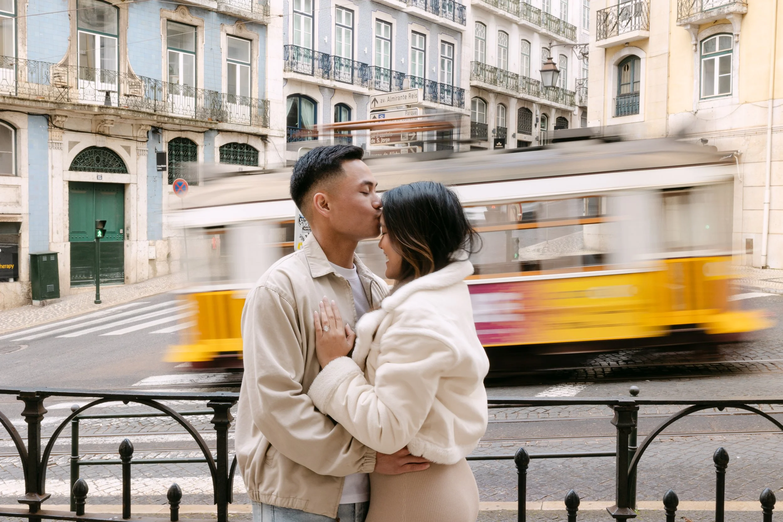 A Lisbon Guide For Couples