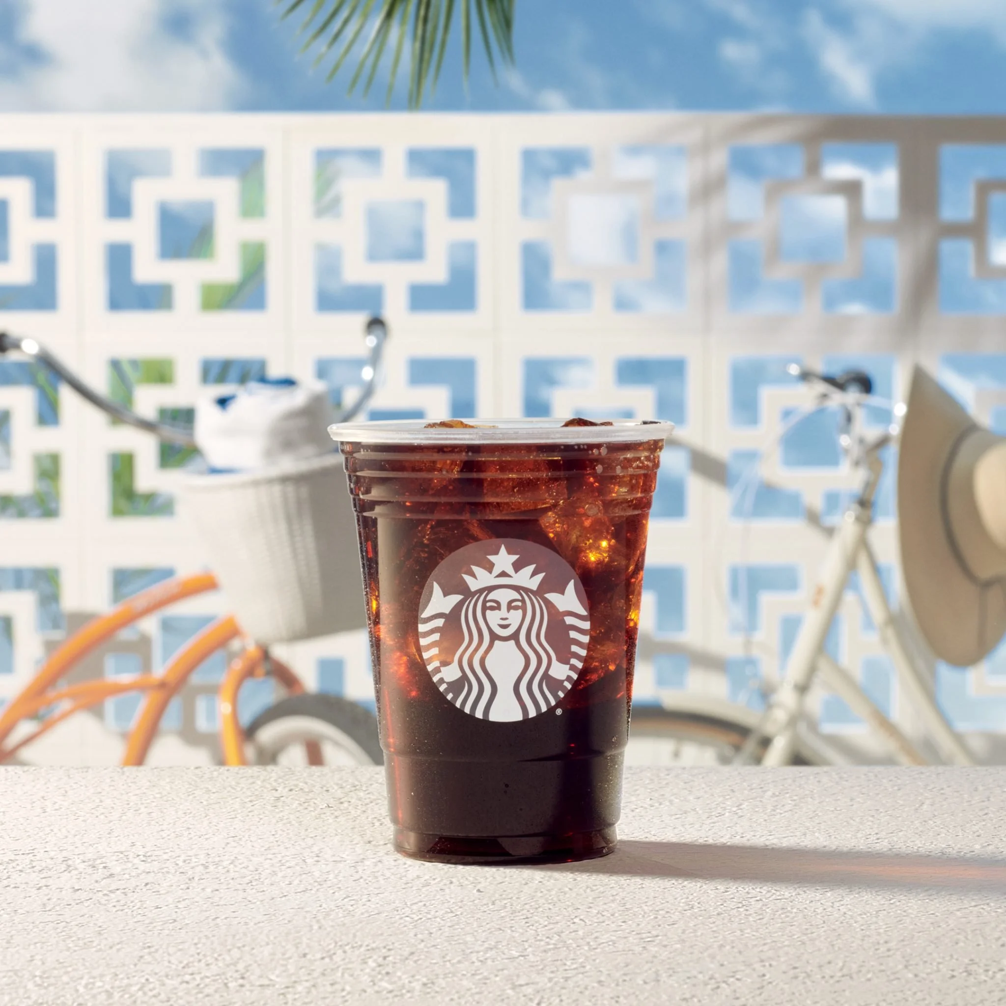 Patrick_Muller_Julia_Stotz_Starbucks_Summer_12.jpg