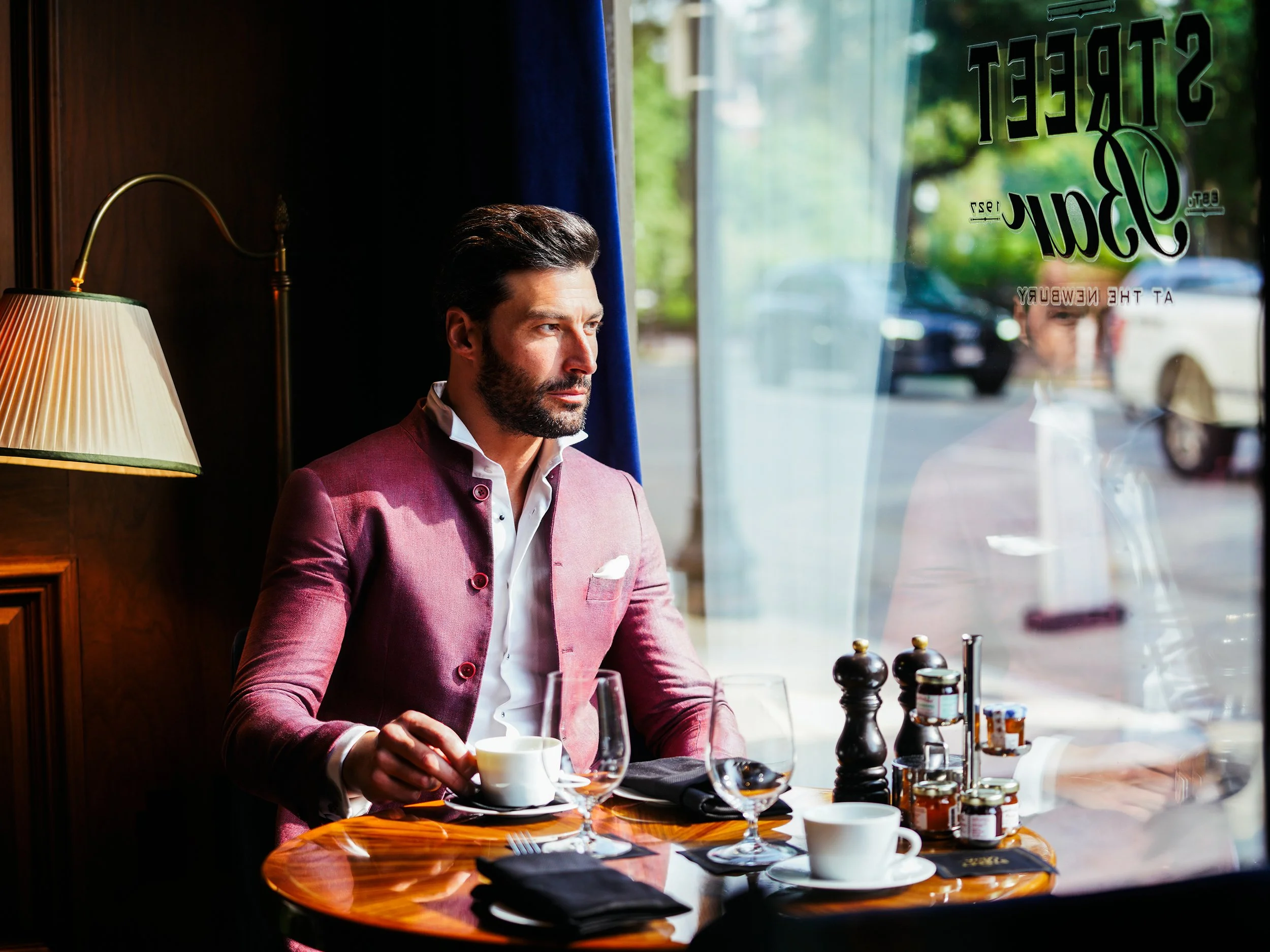 Copy of Alexandra_Dale_Luxury_Art_Book_The_Newbury_27.jpg