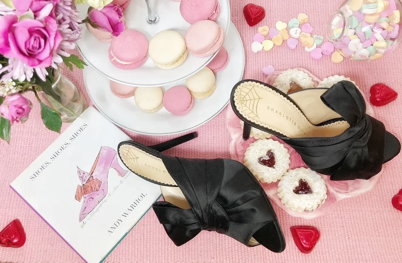 Aoife_Piggott_Charlotte Olympia_Prop styling_1.webp