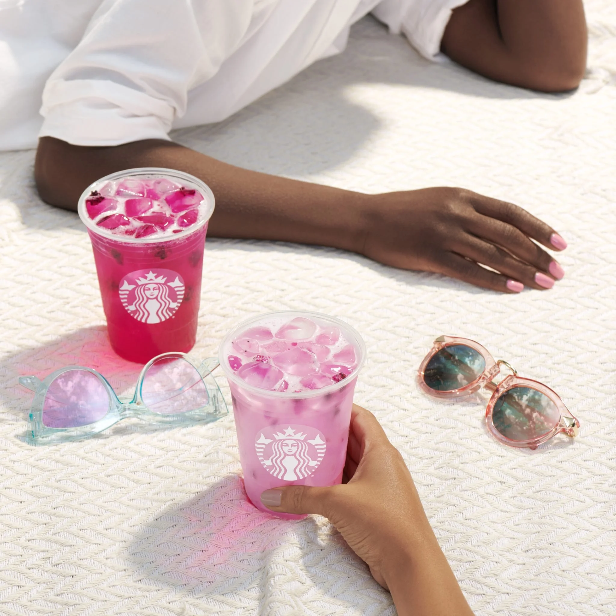 Patrick_Muller_Julia_Stotz_Starbucks_Summer_10.jpg