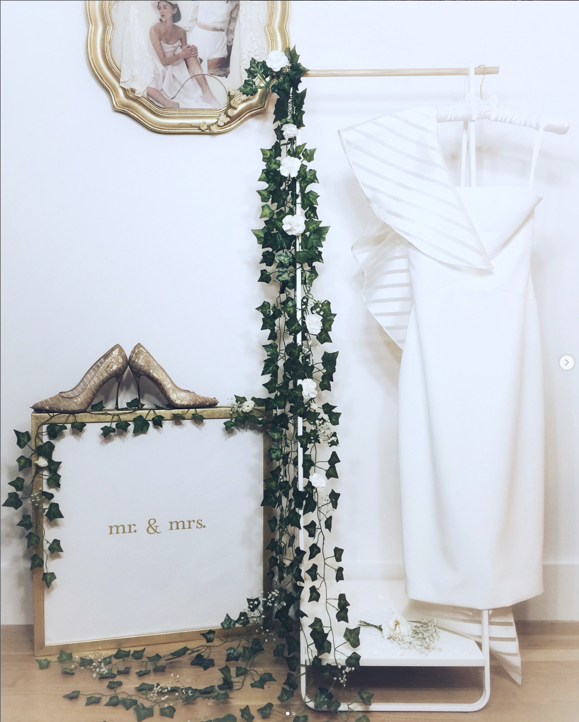Aoife_Piggott_Wedding Props_1.png