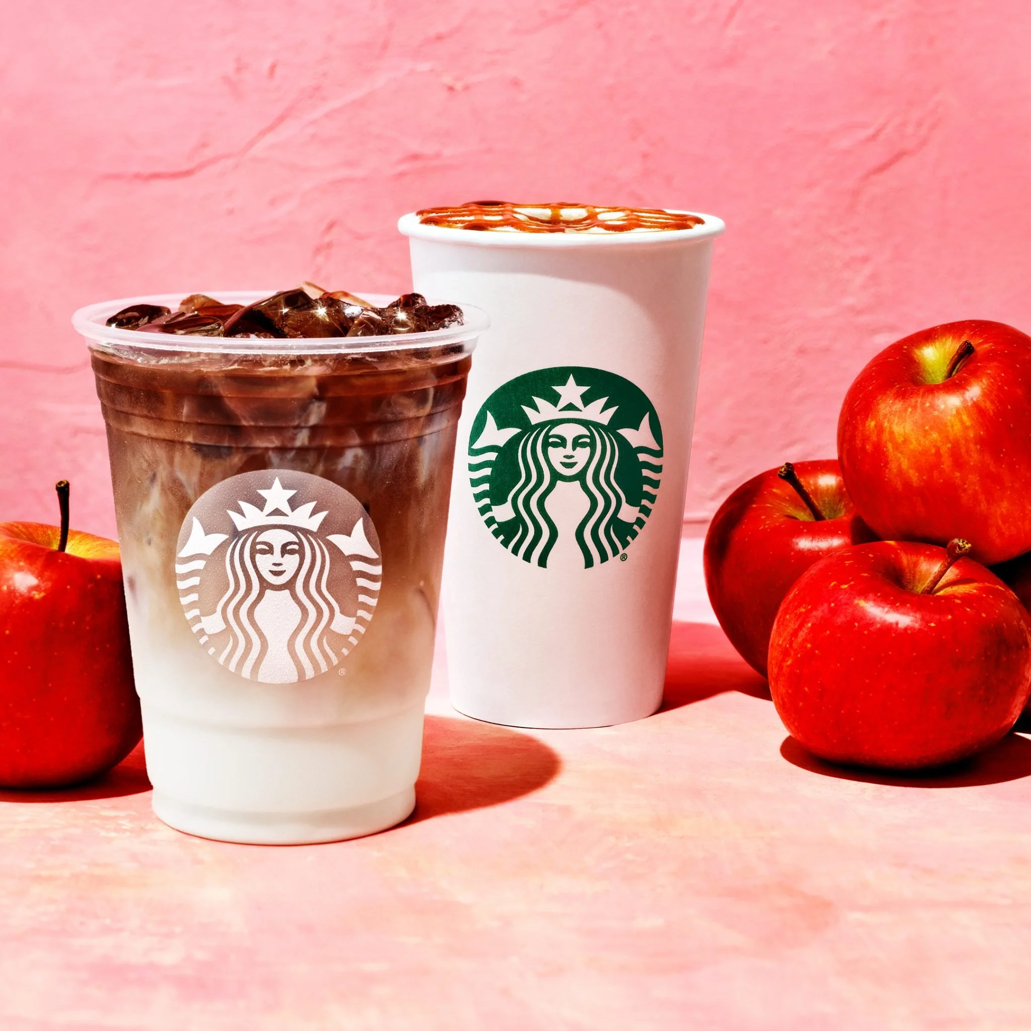Patrick_Muller_Chelsea_Kyle_Starbucks_01.jpg