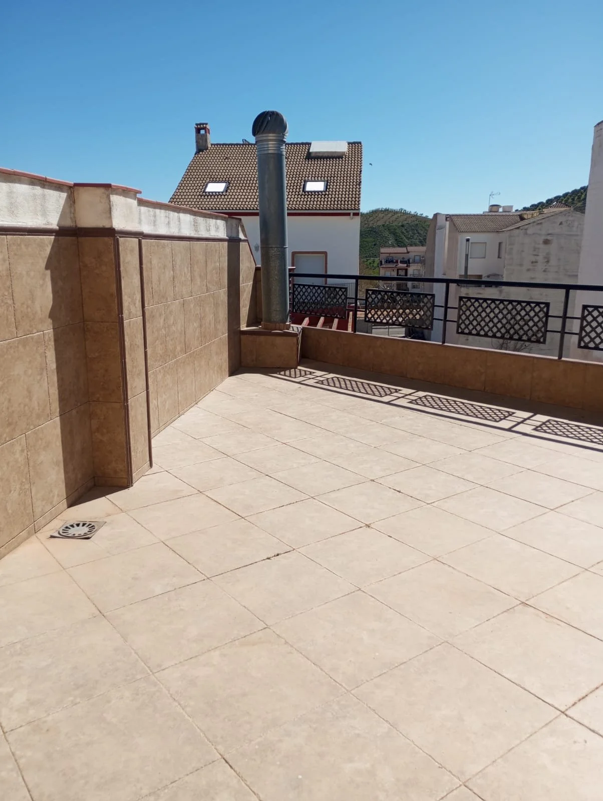 PG227-2026 — Huelma — 210.000€