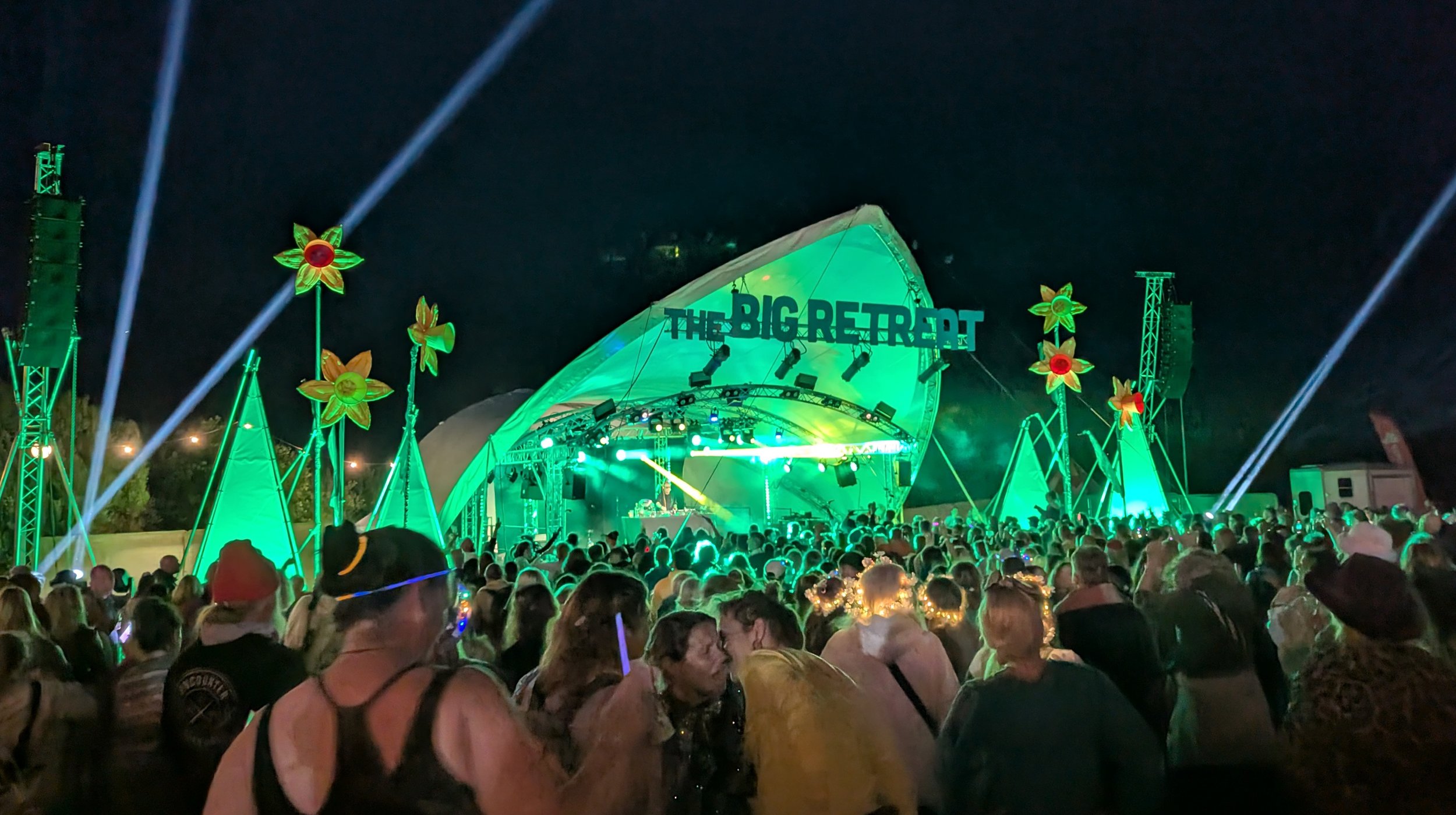 Big Retreat Stage set