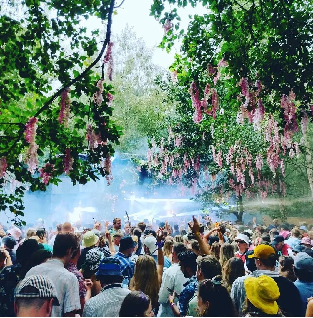 Cabin Stage Blossom Dressing