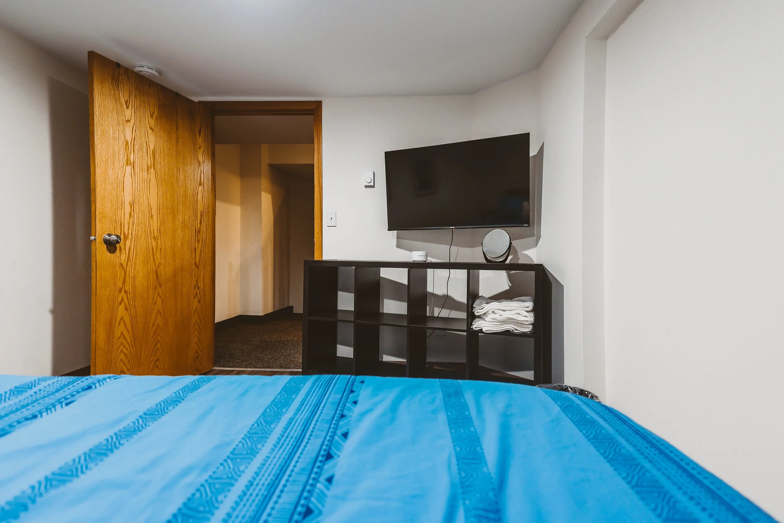 Basement Bedroom - King Bed