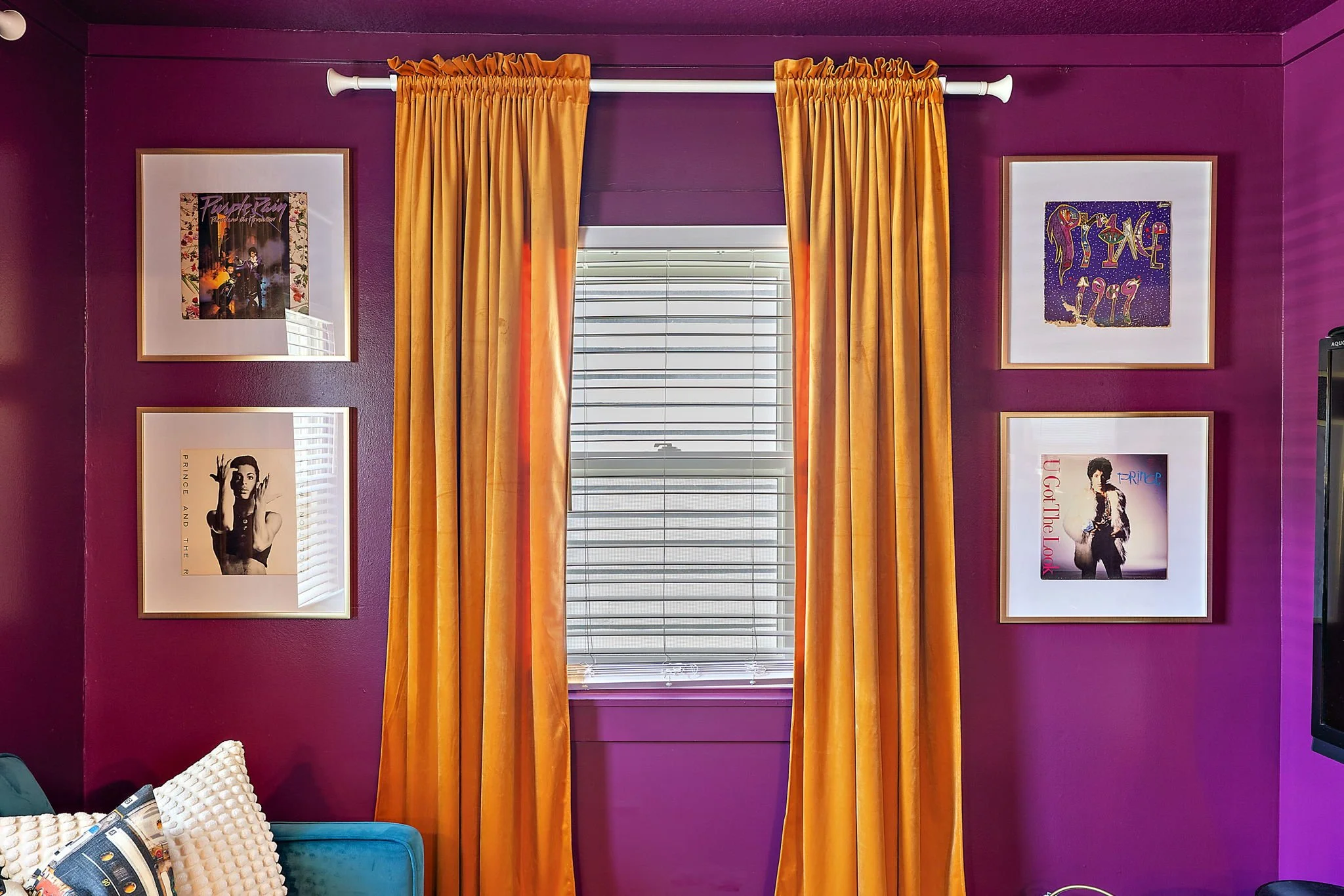 Dearly Beloved Airbnb_Living Room-007.jpg