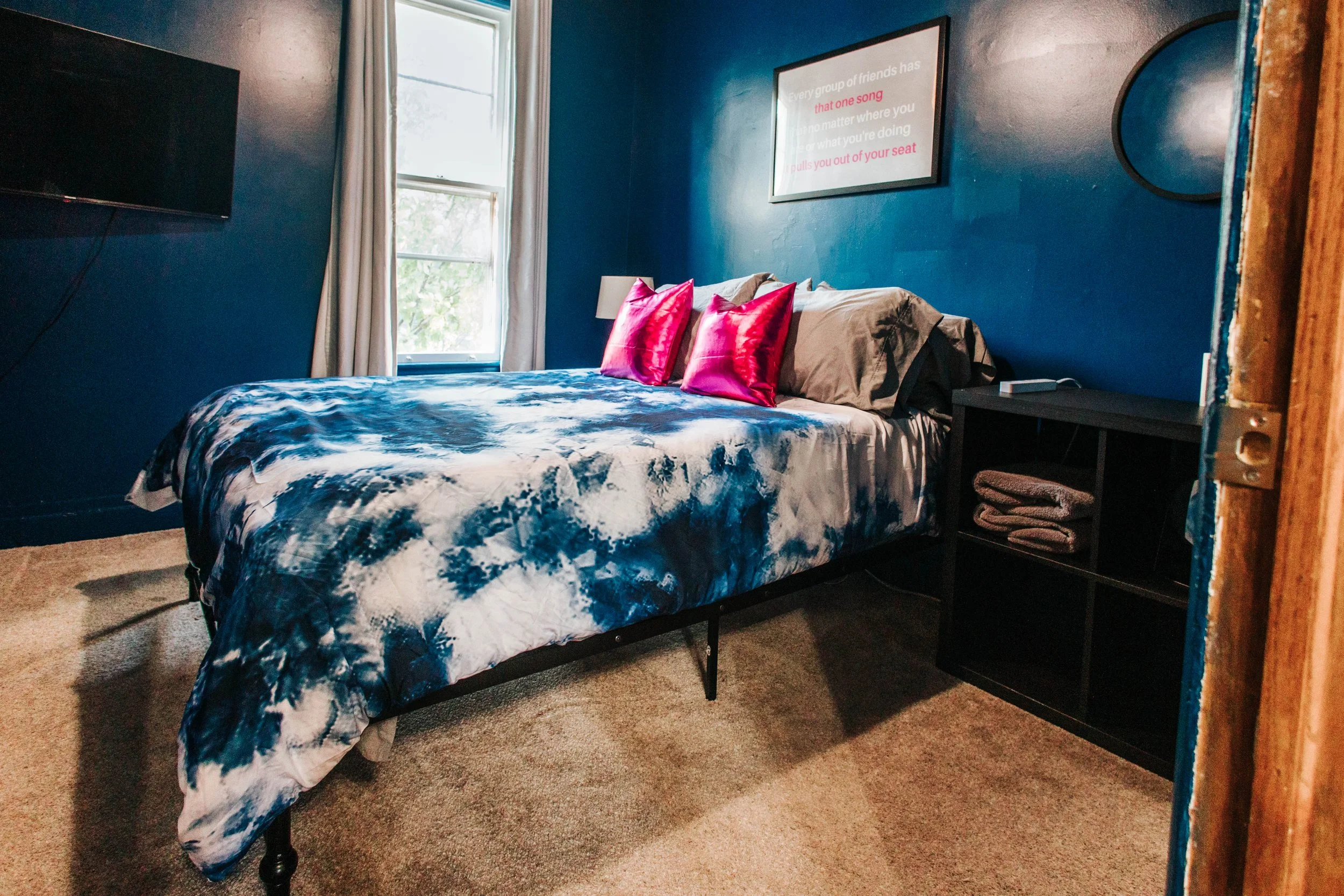 Bedroom - Floor 2 - Full Bed