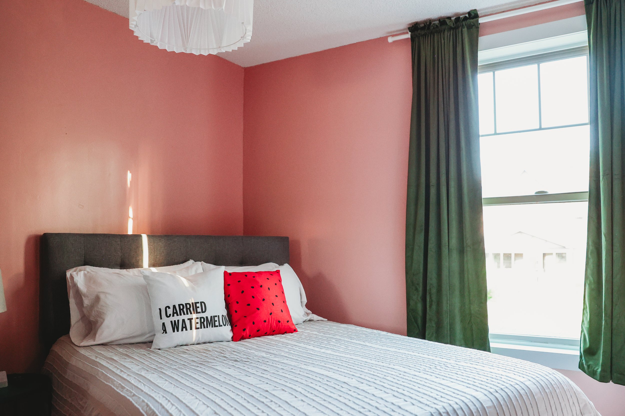 Bedroom - Floor 2 - Queen Bed
