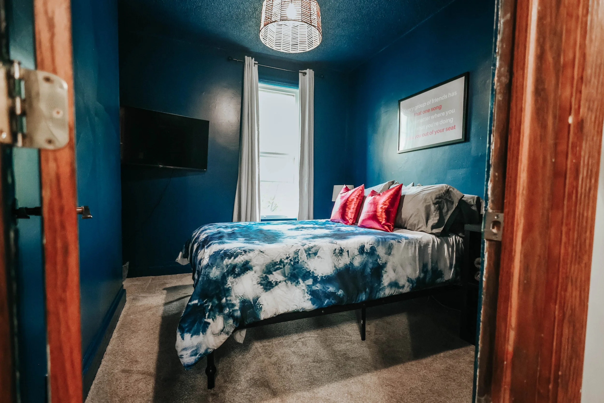 Bedroom - Floor 2 - Full Bed