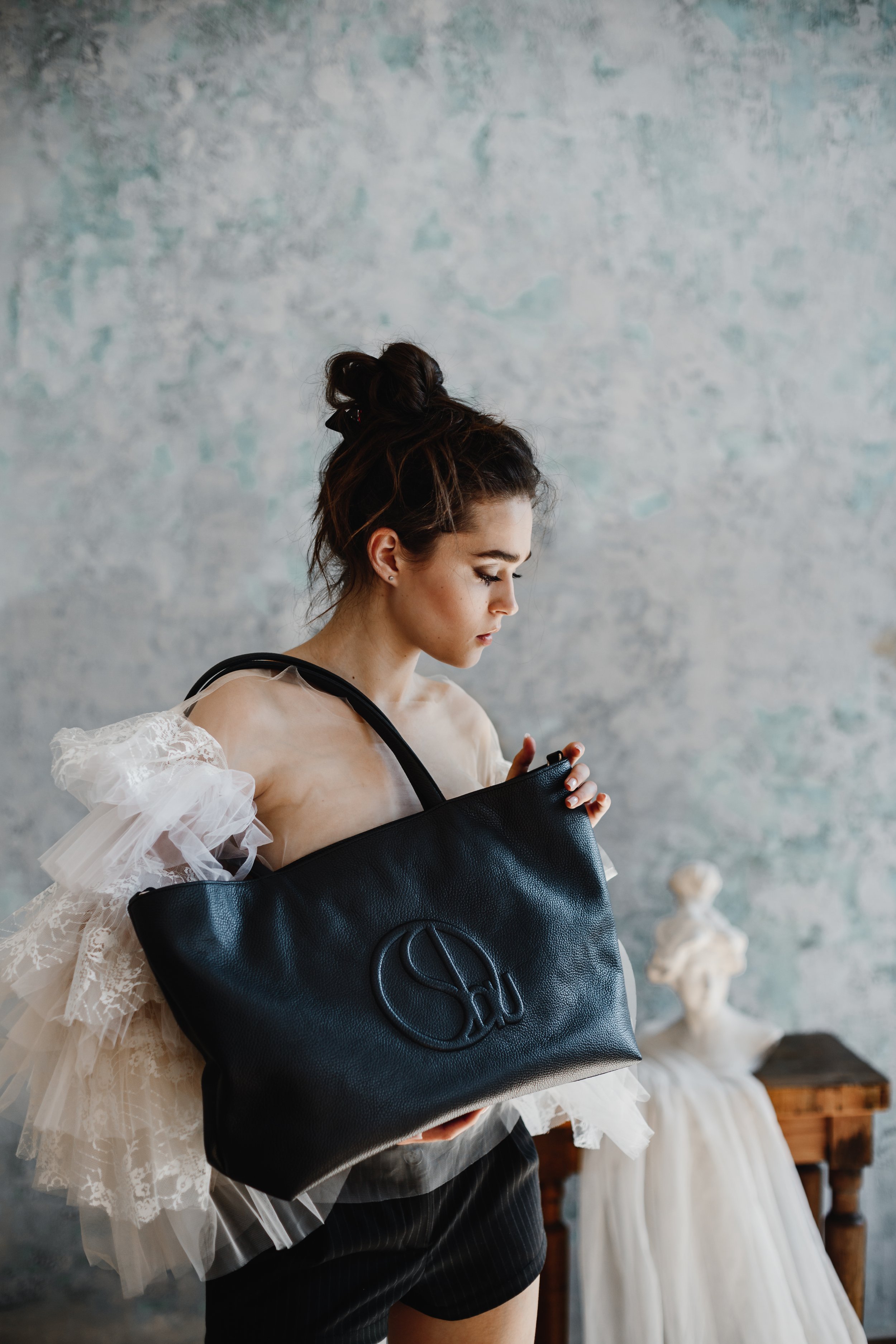 Simple and Classic Leather Tote Bag