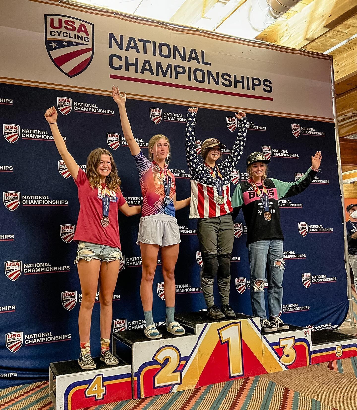 🤩 Congrats to @landrie_mclain for her 🥈 place finish at Nationals in the W&rsquo;s 15-16 Enduro event! So proud of all the work she&rsquo;s done this year to make the result a reality! 

@oztrailsnwa
@trailblazers
@mertinseye
Schmieding Foundation
