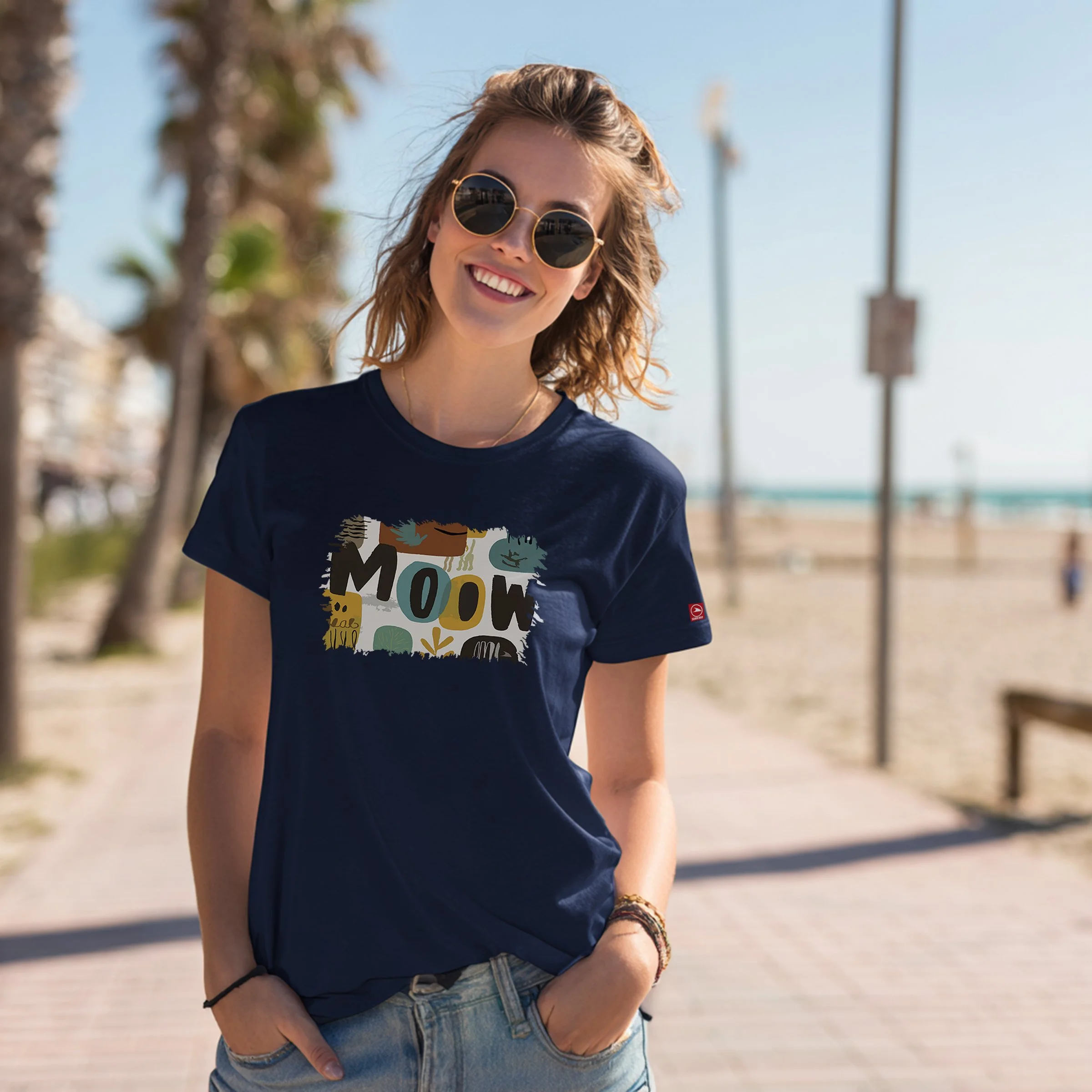 Moow navy t front.jpg