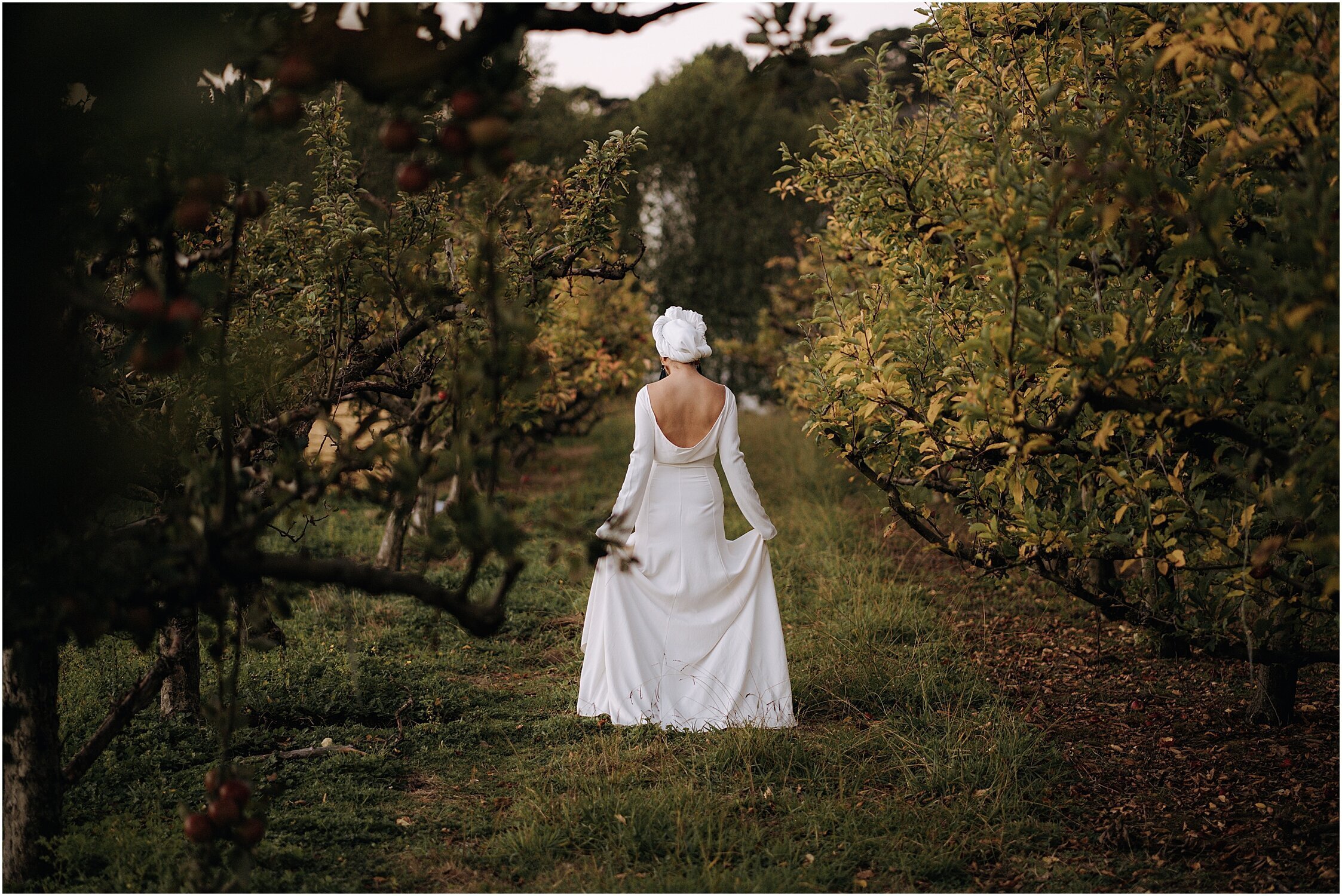 Zanda+Auckland+wedding+photographer+unique+portrait+photoshoot+ideas+autumn+winter+Windmill+apple+orchard+Coatesville+New+Zealand_22.jpeg