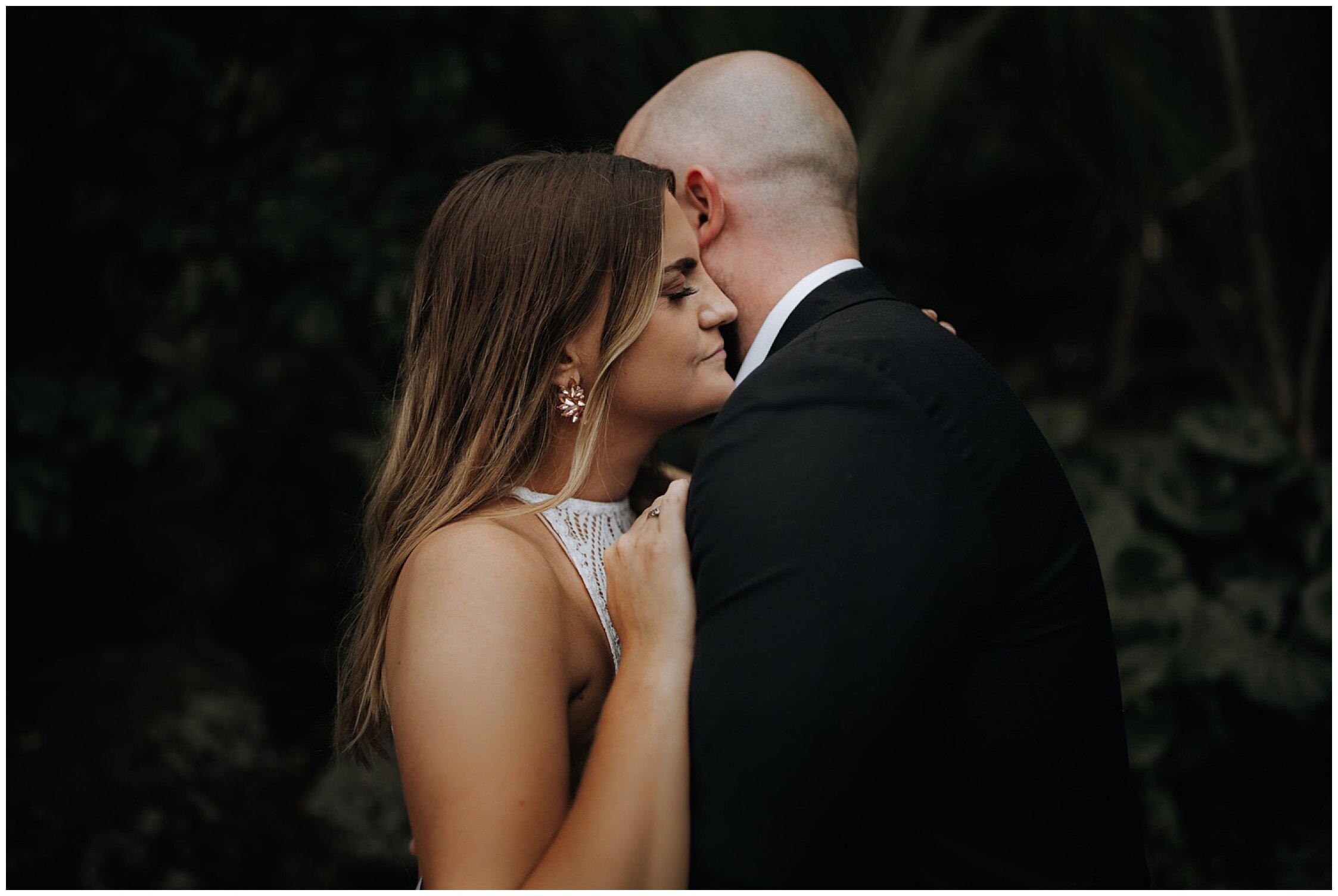 Zanda+Auckland+wedding+photographer+dramatic+Whangarei+heads+vintage+touches+New+Zealand_44.jpeg