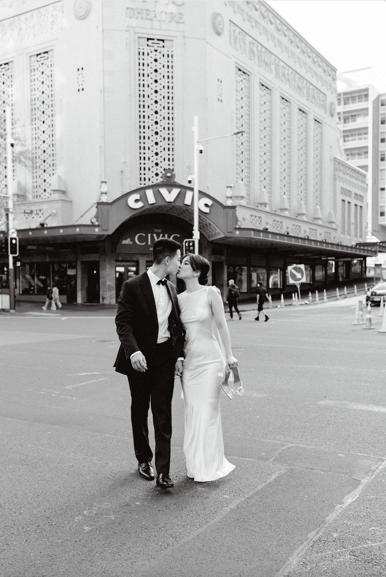 Auckland CITY WEDDING | AMBER &amp; VIET