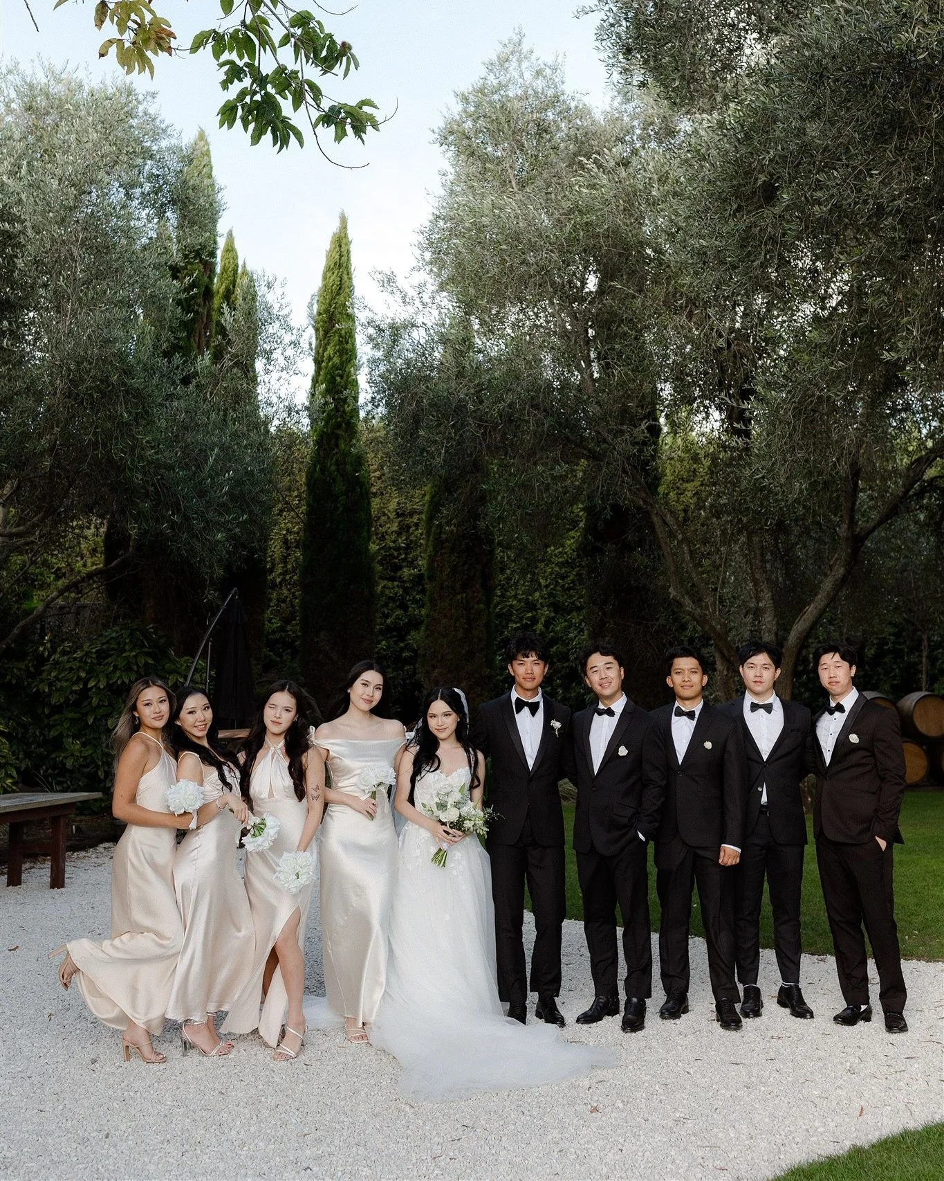 Lush green for S+C wedding

@markovina_vineyard_estate #modernbride #aucklandweddingphotographer