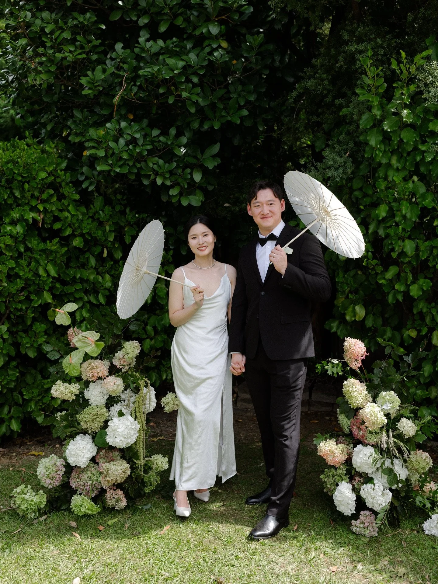 08/03/2026
Yisoo + Ming

An intimate garden wedding. The best atmosphere and summer vibes :) 

@by.michellia @laum_floral.atelier 
#gardenwedding #intimatewedding #aucklandweddingphotographer