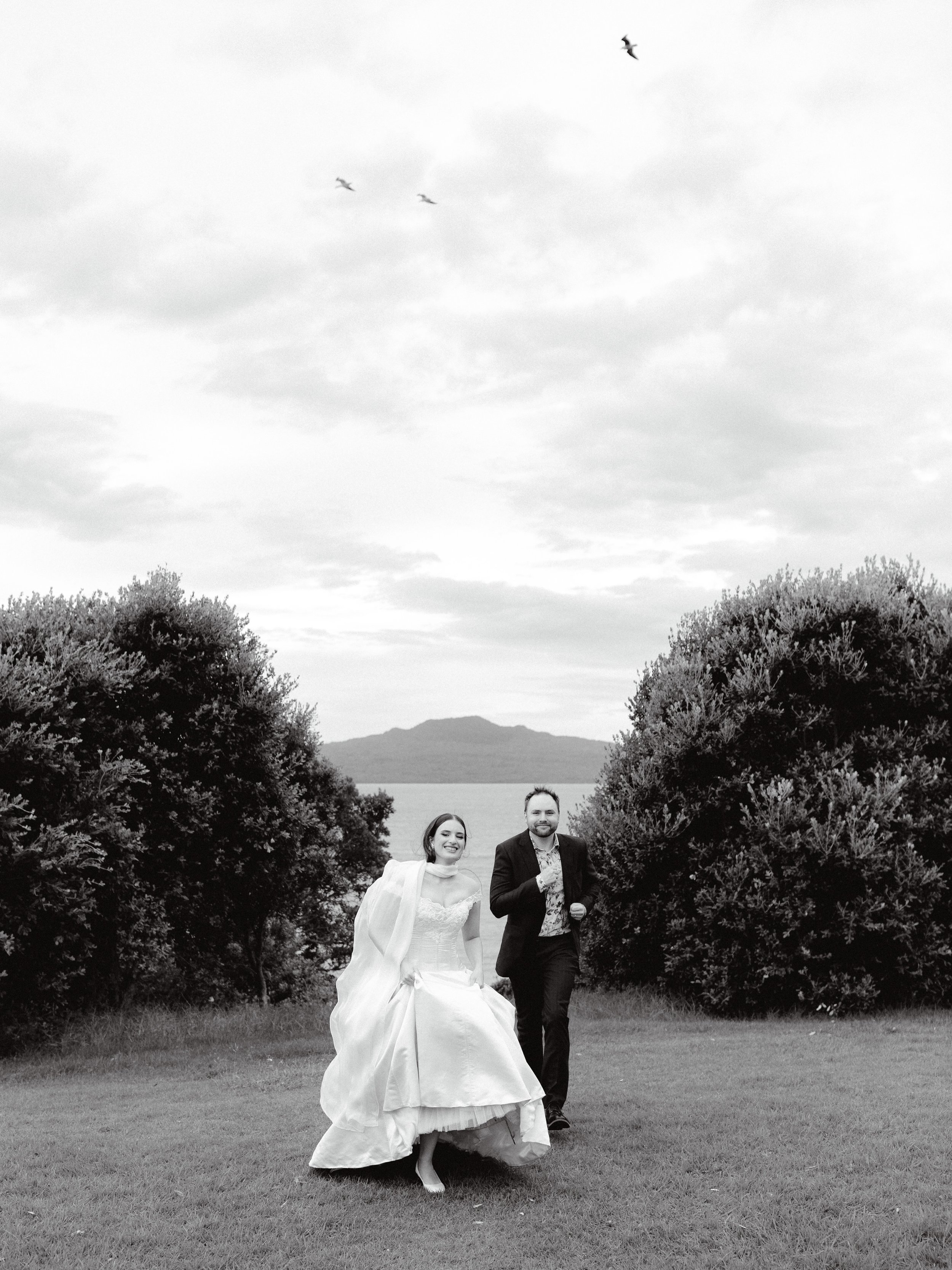 Bella and Zach
18/04/2026

@theofficersmess