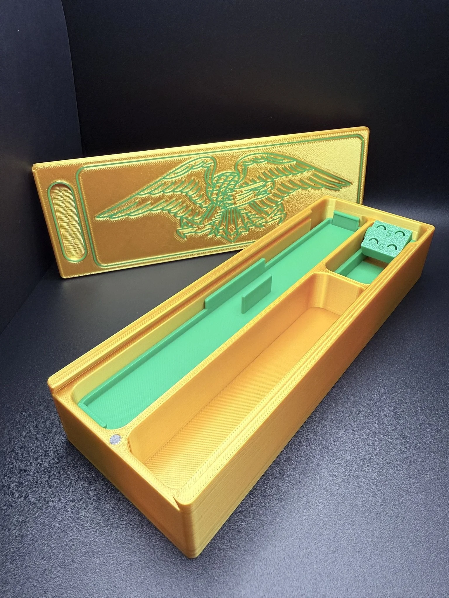 3D Printed Travel Paint Box