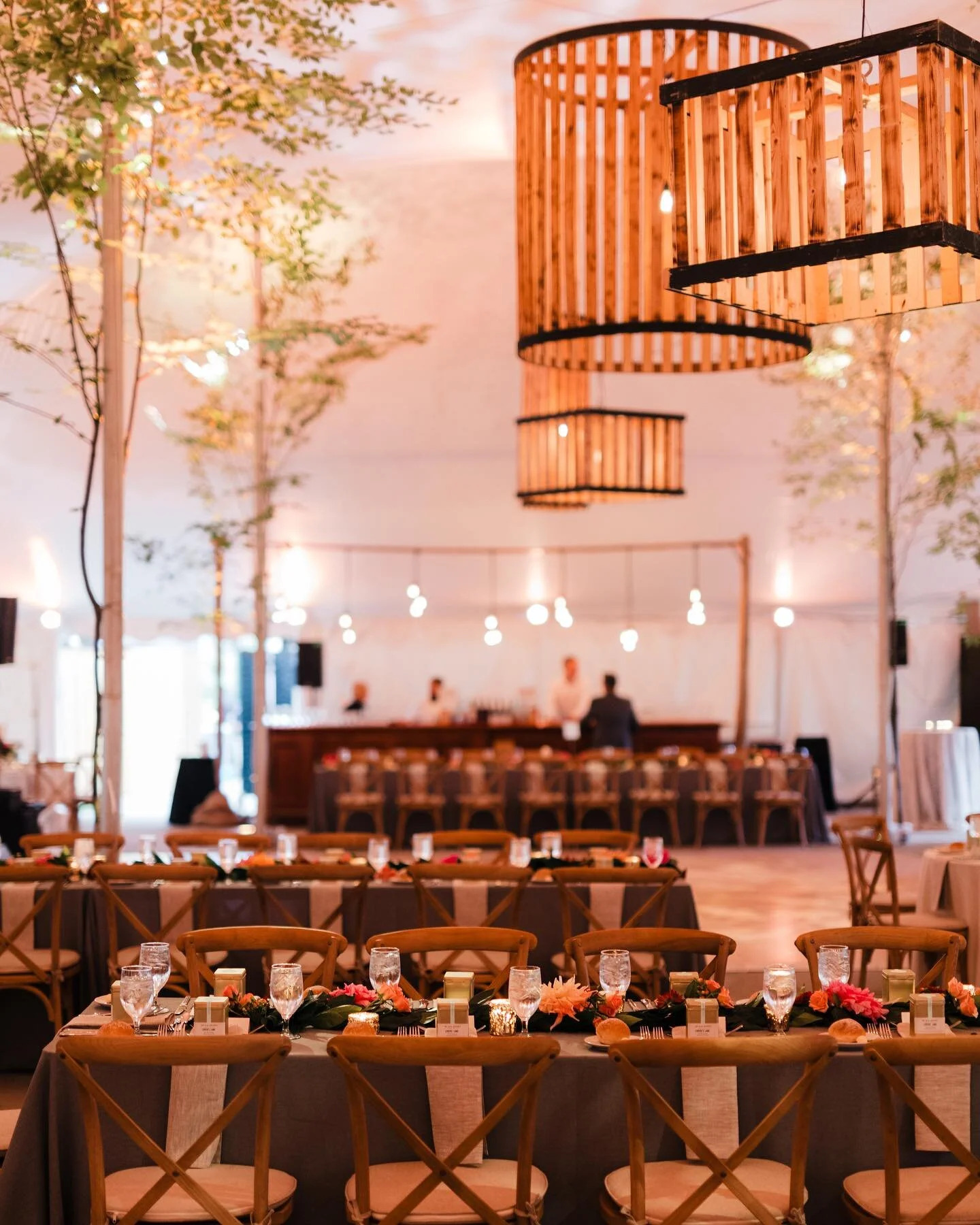 D + J created an amazing evening at the Tangle Wood music center with full size tree accents and a custom tea blend at each place // shot for @markwspooner