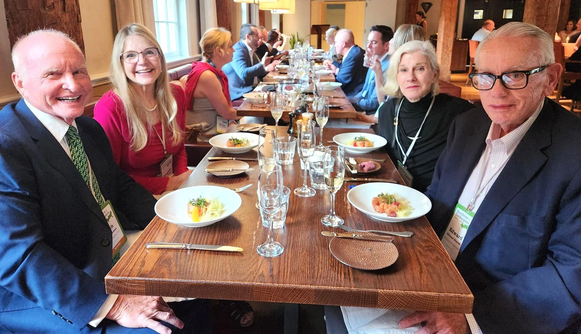 Group Mon dinner 4.jpg