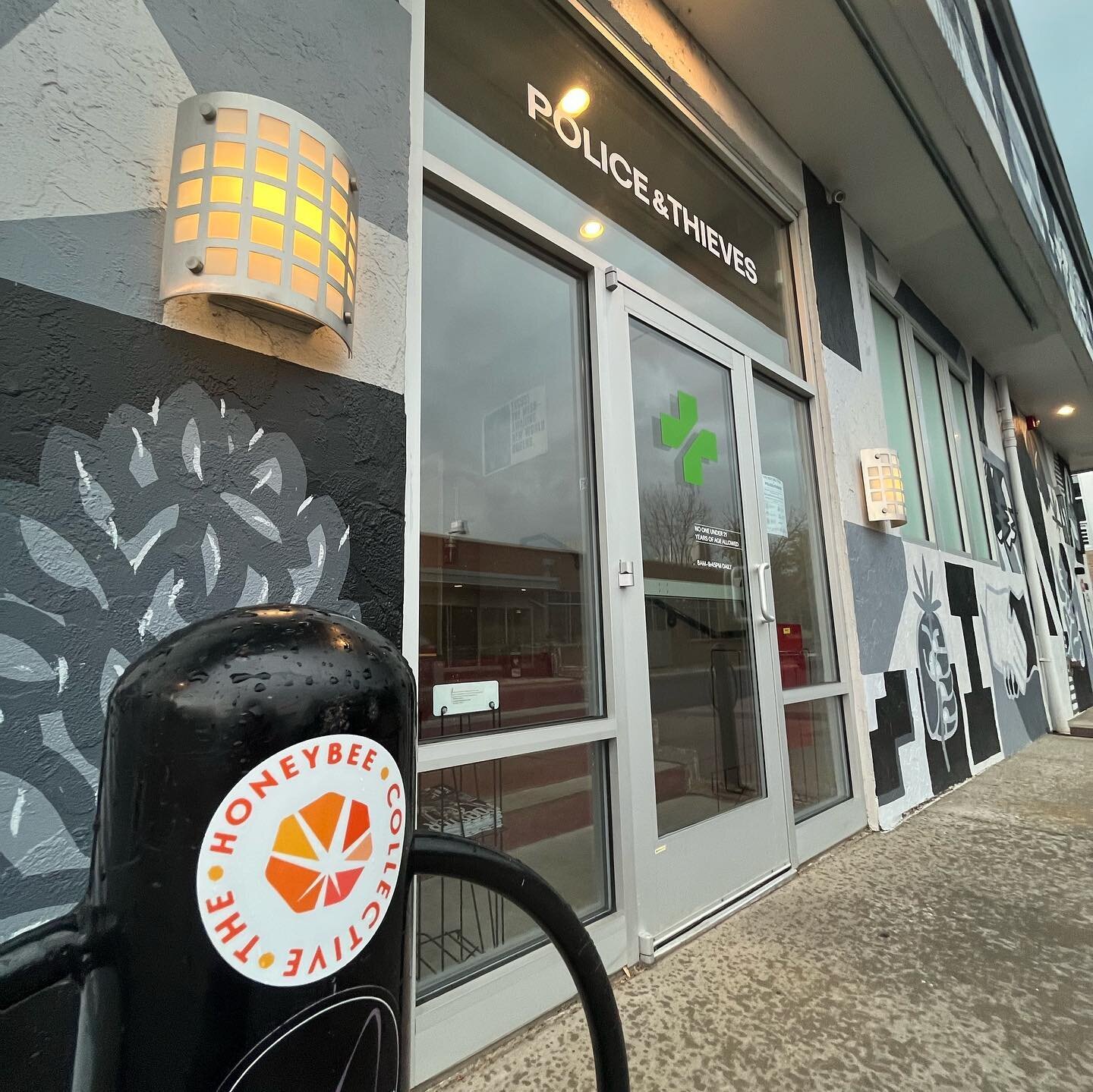 Partner spotlight: @policeandthievesco 🧡

Police &amp; Thieves has two convenient retail locations - one on East Colfax and one in Cherry Creek. Both stores have beautiful murals hand painted by CACAO, an artist from Oaxaca, Mexico. 

Police &amp; T