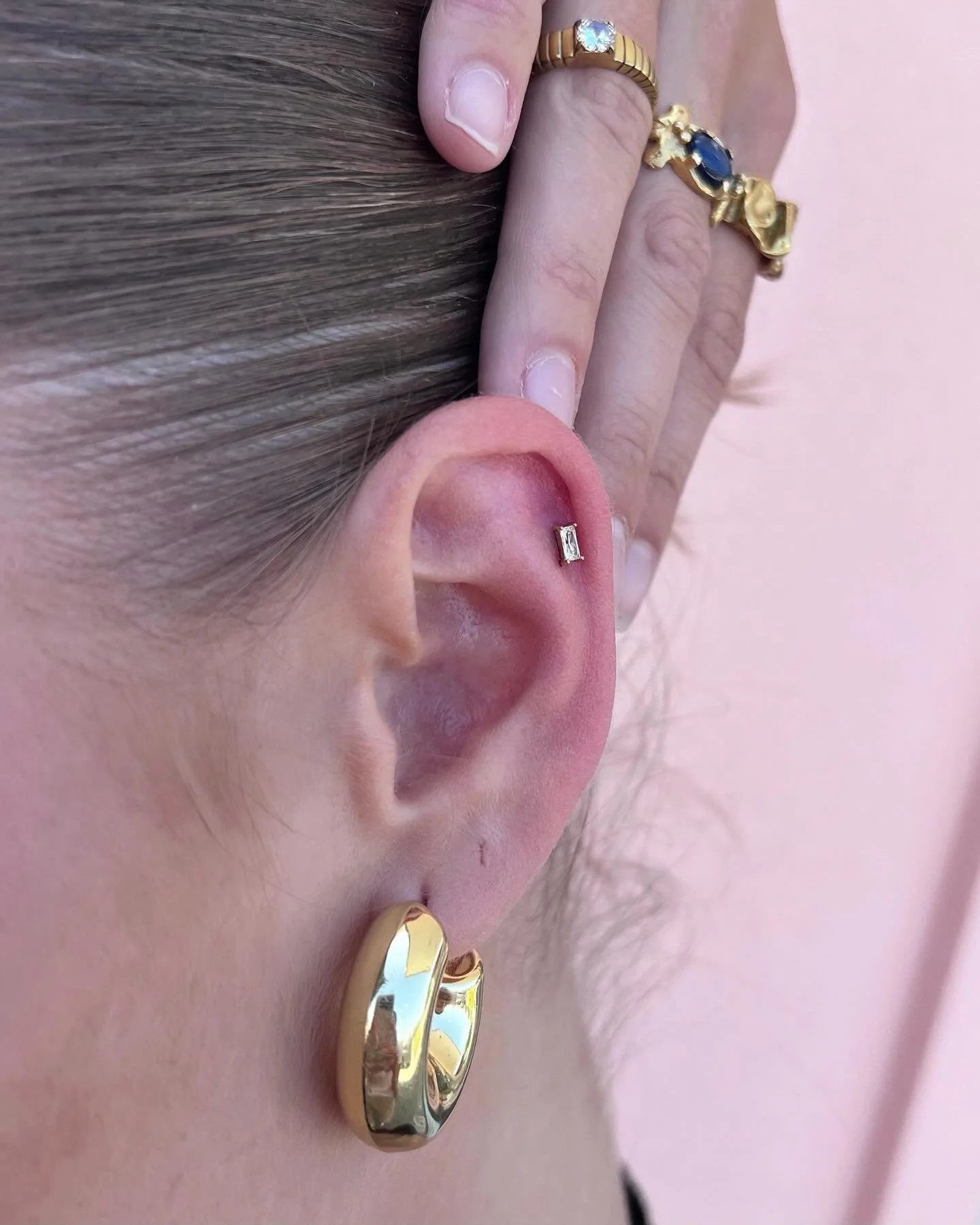The Ear Alchemy addiction 💎
Paris started off with her helix piercing, and soon added to the collection&hellip; ✨
Her second piercing was a gorgeous middle helix and she has finished off her stack (maybeee 👀) with a upper lobe piercing!

What pierc