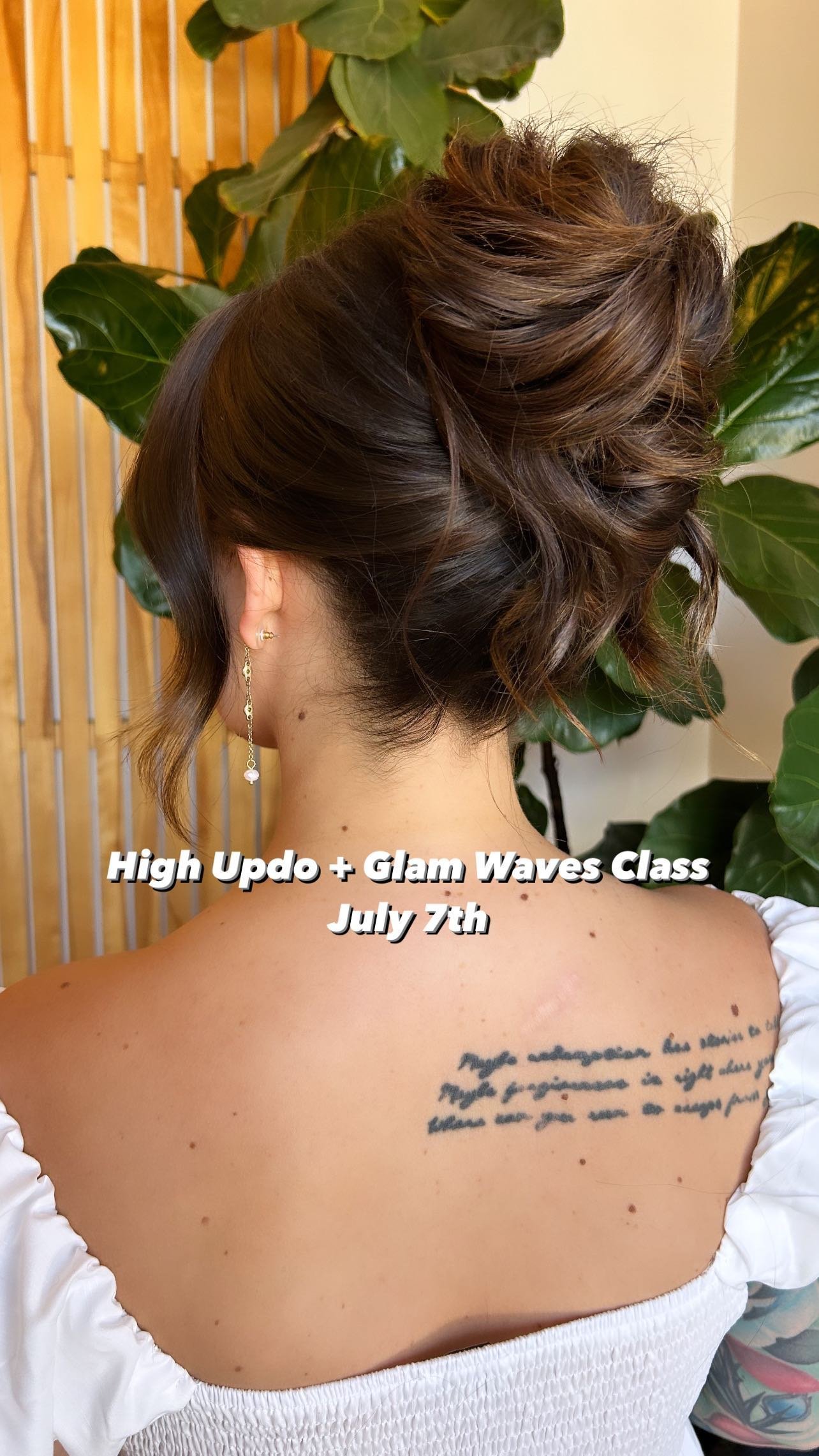 I’m teaching a high updo + glam waves class on July 7th!
There’s 2 more spots for the in-person class at @theroyalmanesalon and plenty open still for the live stream! There will be a replay if you can’t make it live. Link in bio to