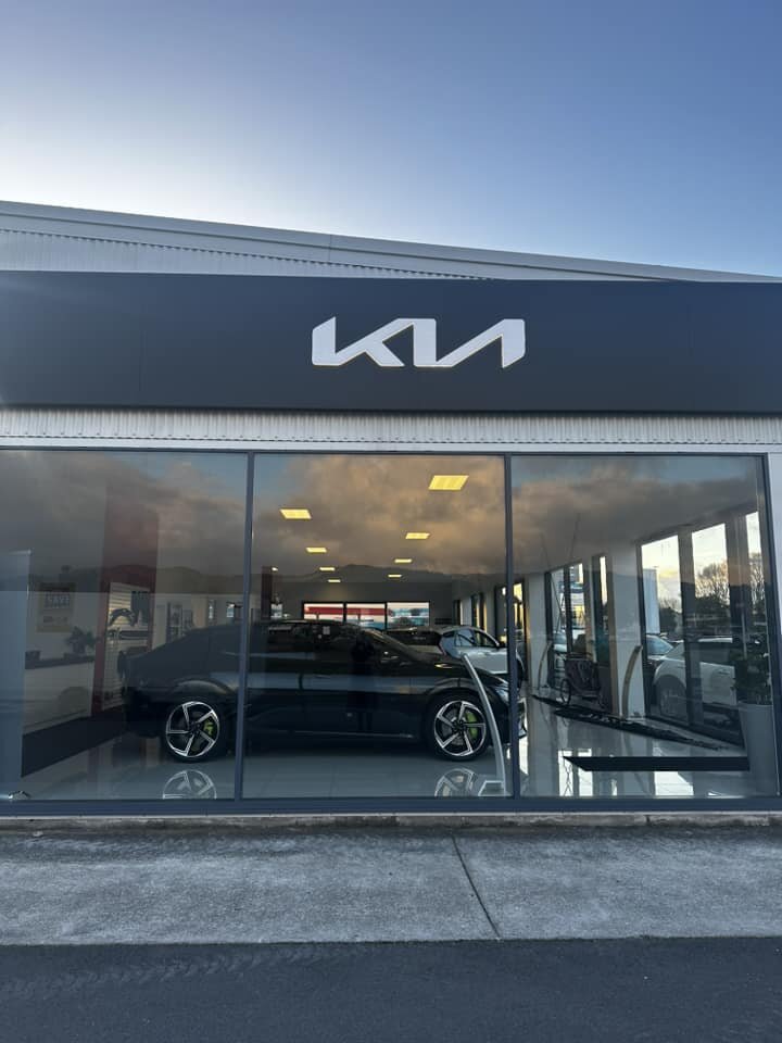 Kia Car Showroom Kapiti Car Dealers New & Used Cars HMC Kapiti