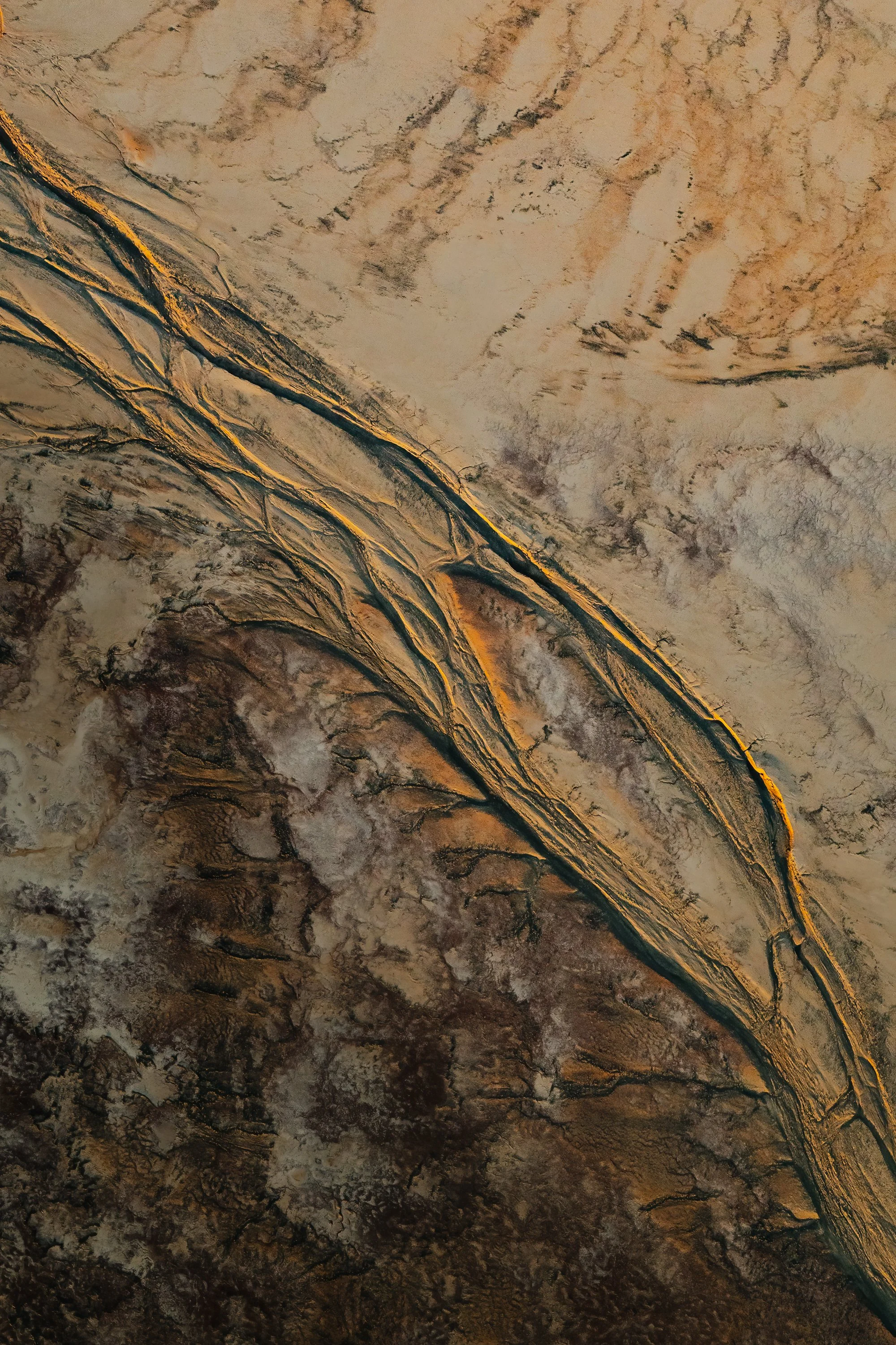 lake-eyre-aerial web-1-2.jpg