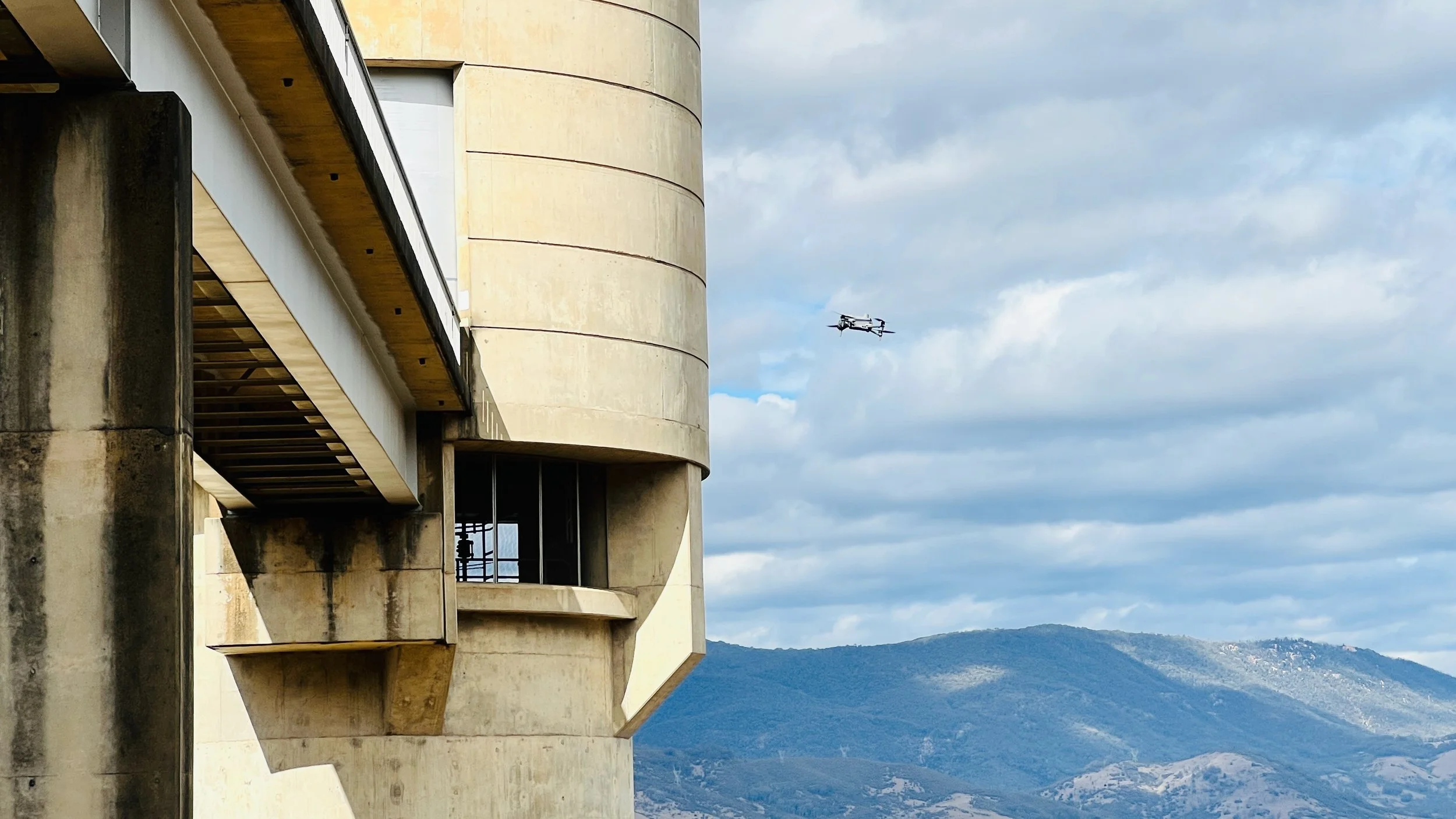 Bridge inspection at Blowering Dam