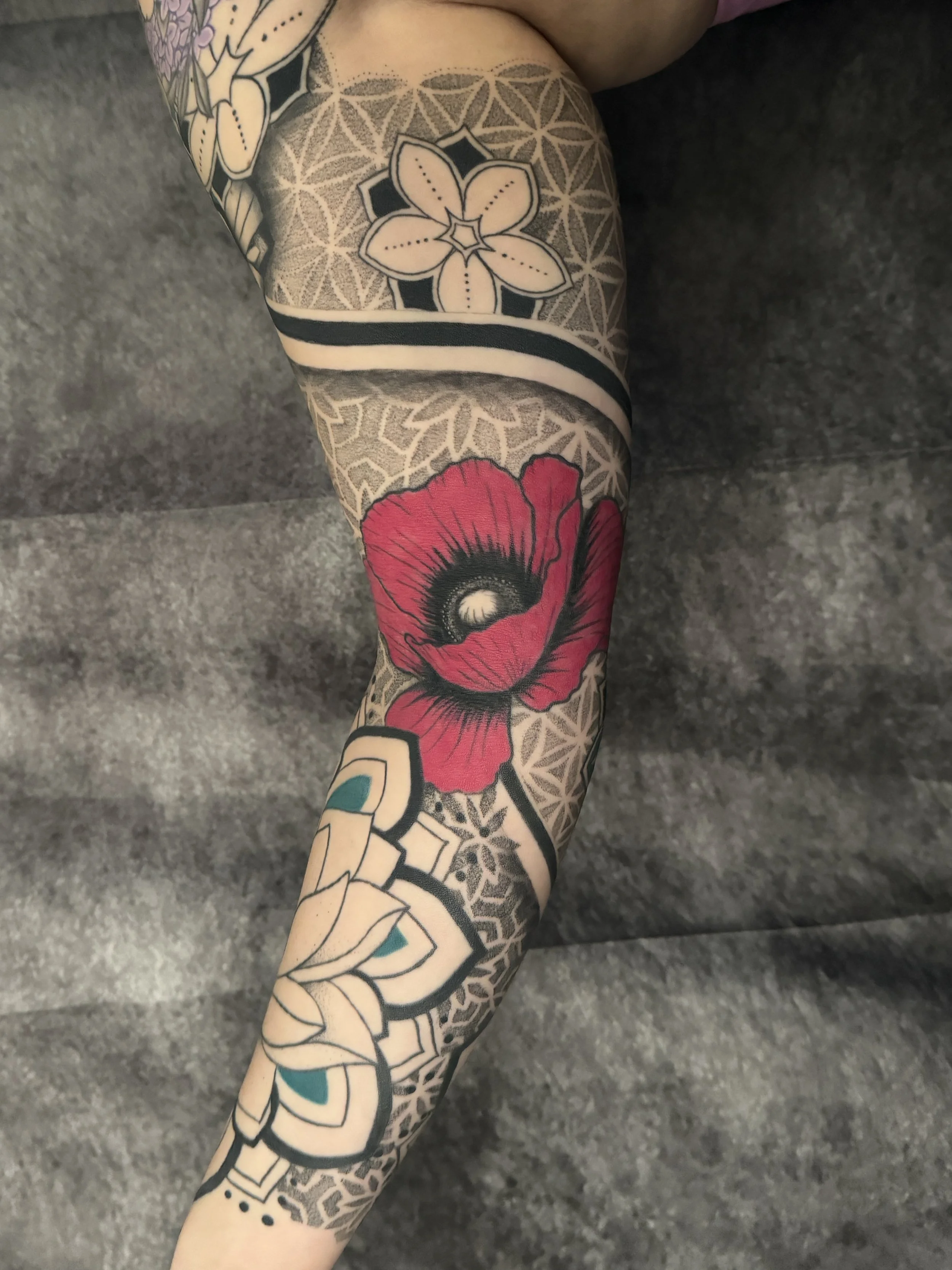 Geometry Flower Sleeve.JPG