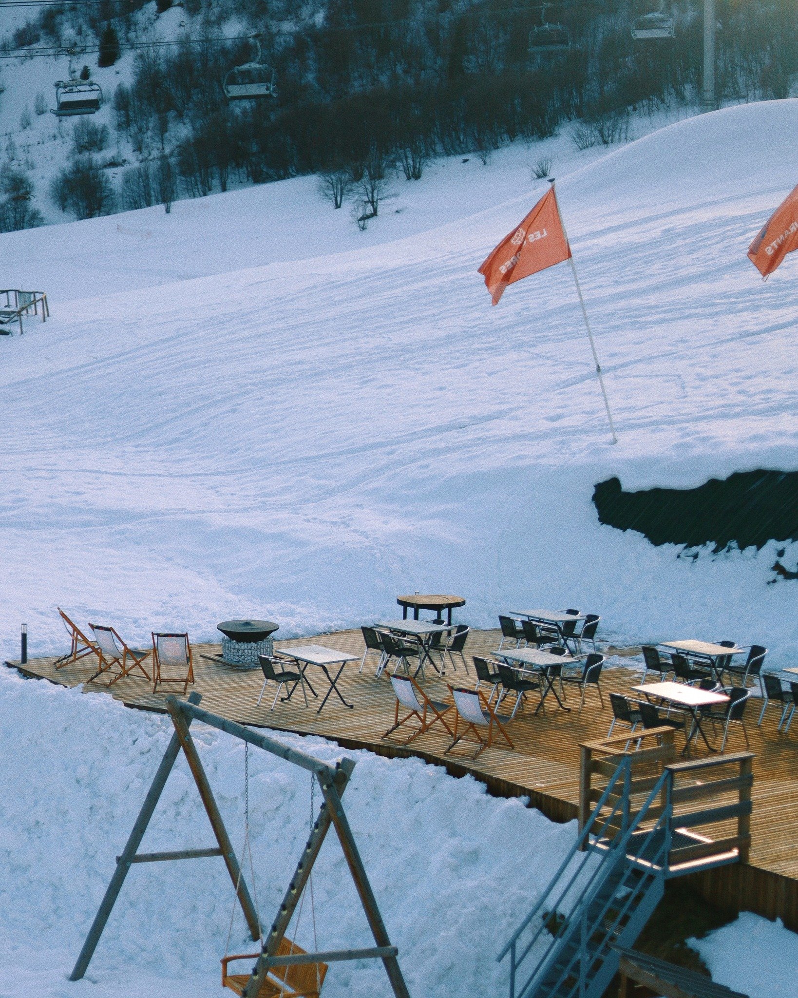 Dans une logique de constante &eacute;volution, certains l&rsquo;ont peut-&ecirc;tre remarqu&eacute;&hellip; et d&rsquo;autres pas encore ! ✨
Voici les belles nouveaut&eacute;s de cette saison hivernale dans notre h&ocirc;tel :
⟡ Une toute nouvelle t