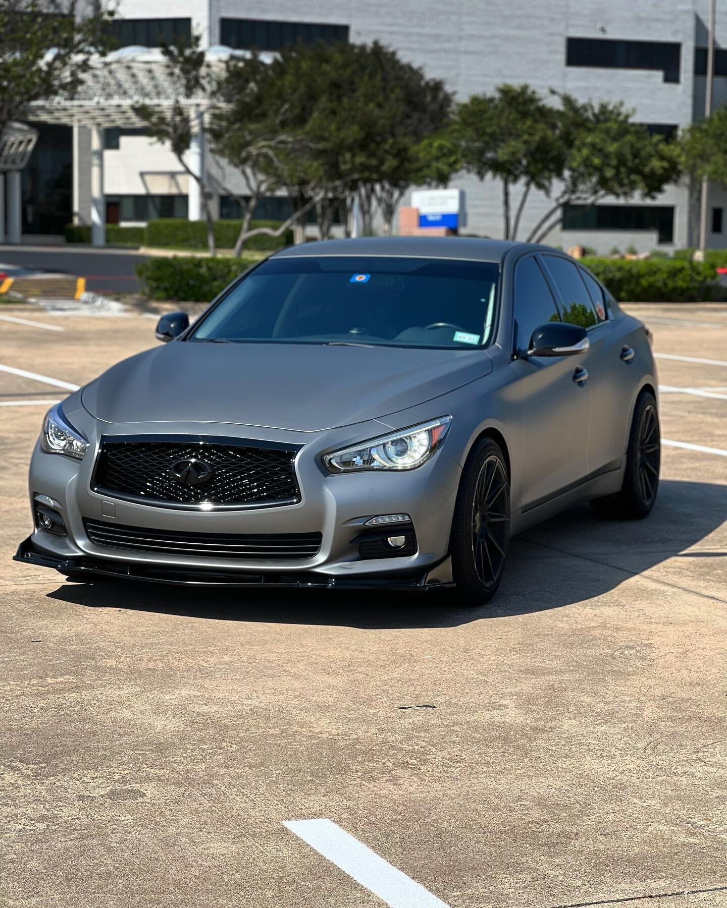 Infiniti Q50 - Gun Metal Gray looking clean 🔥. Thank you @z71_cxh for the support and @rodriguez1507 for the referral. 

What was done:
✅ Full wrap | Avery SW900 Matte Gun Metal

✅Chrome Delete | Gloss Black

✅De-Badge

✅Emblem Wrap | Gloss Black

✅